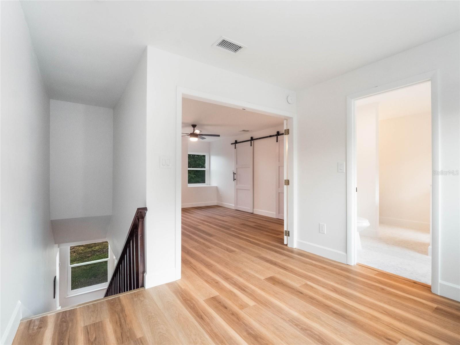 2207 HOMEWOOD DR