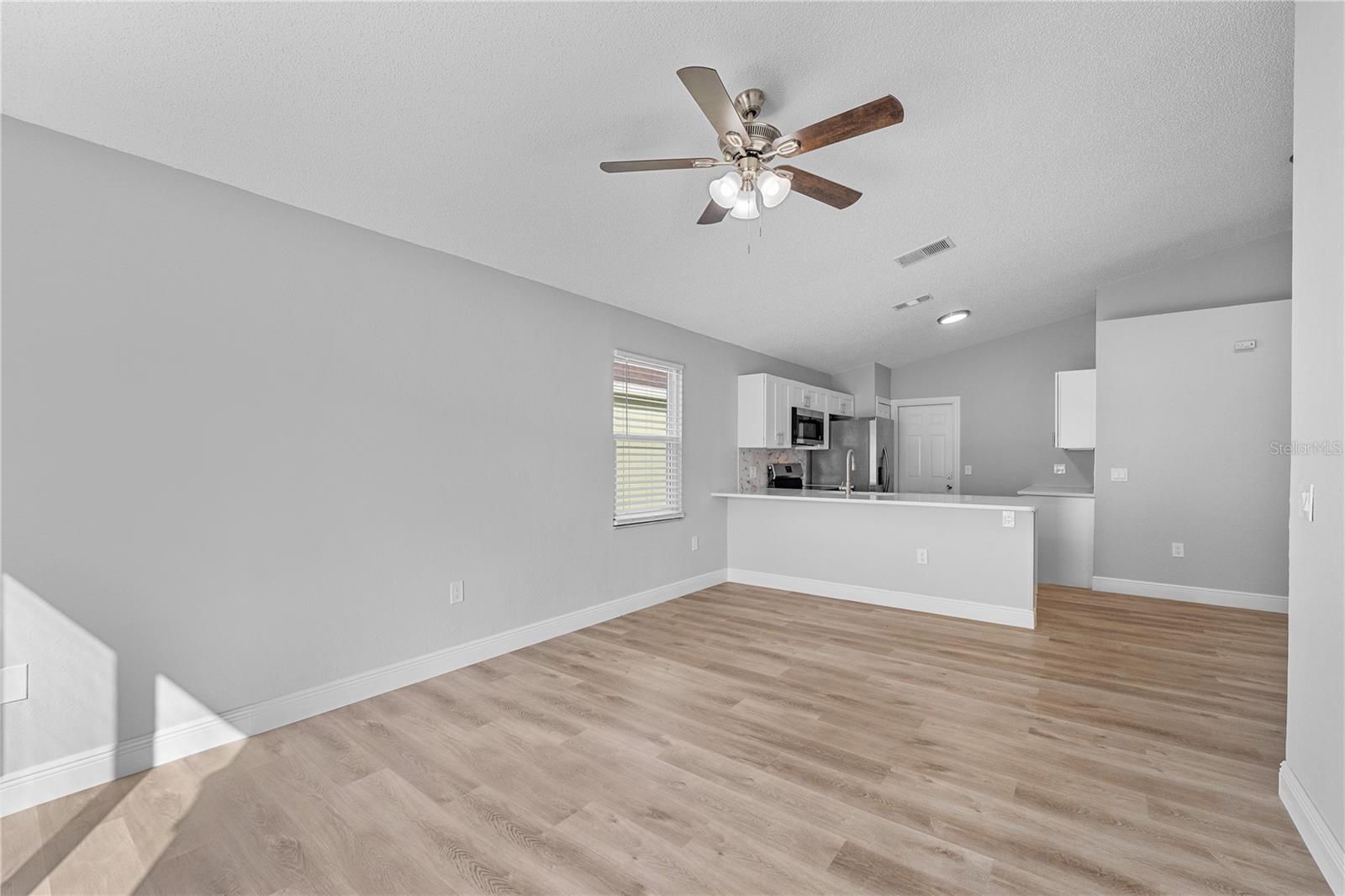 1058 FLORIDA HOLLY DR