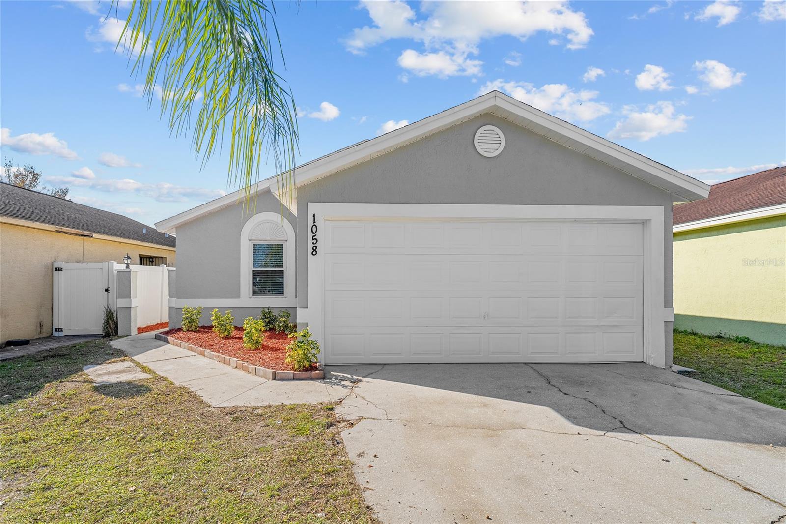 1058 FLORIDA HOLLY DR