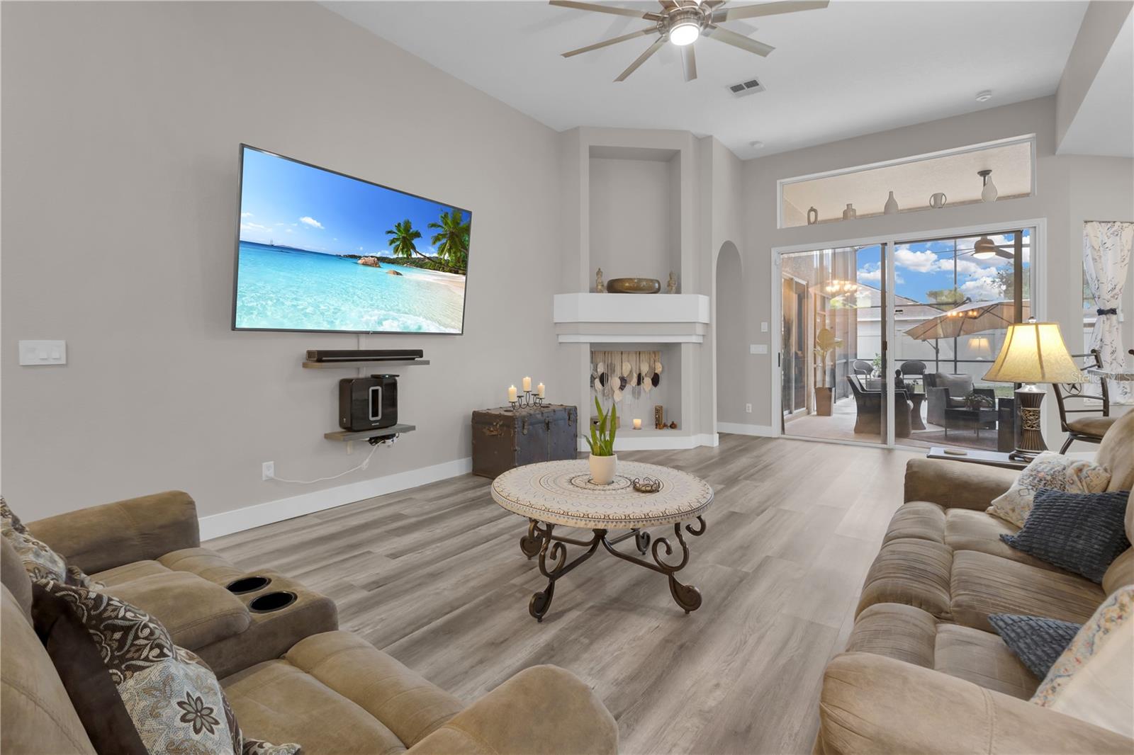 11013 CREIGHTON DR