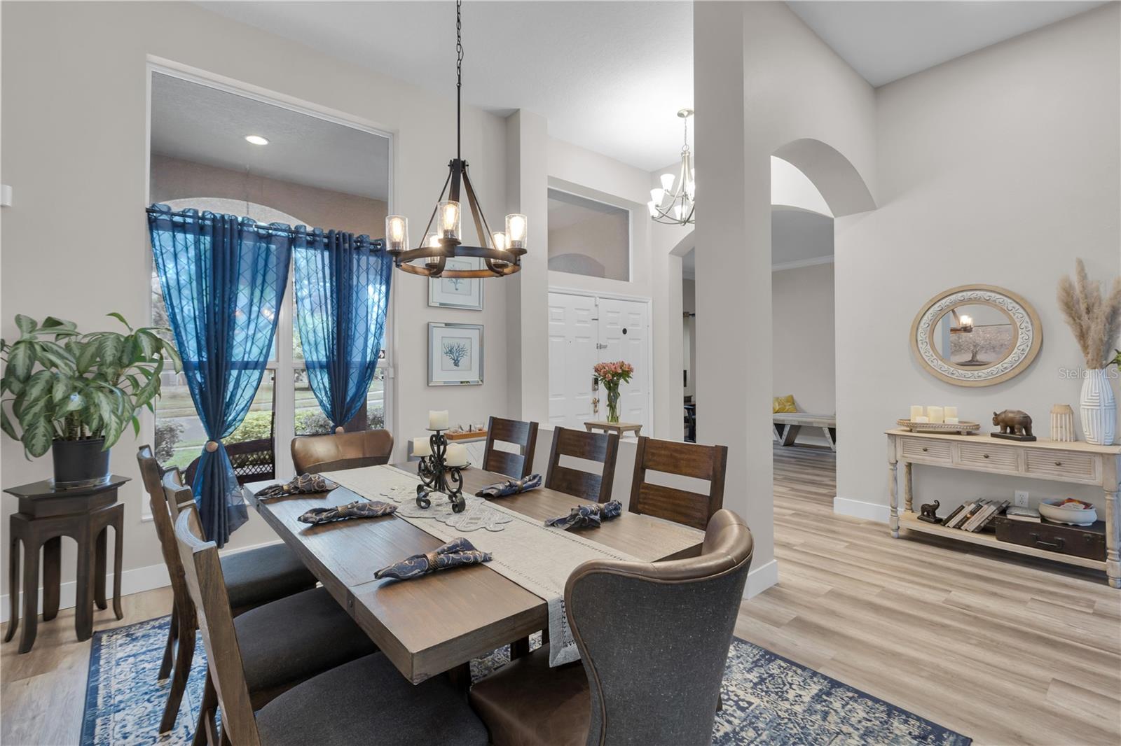 11013 CREIGHTON DR
