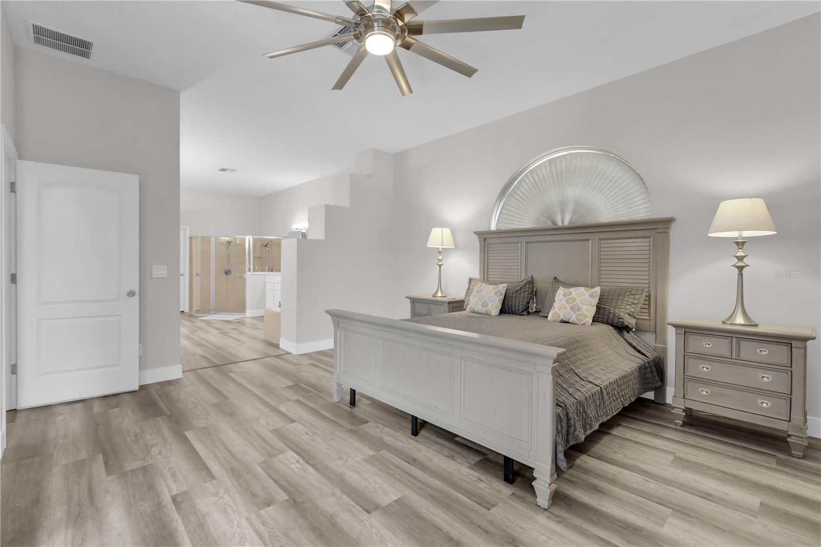 11013 CREIGHTON DR