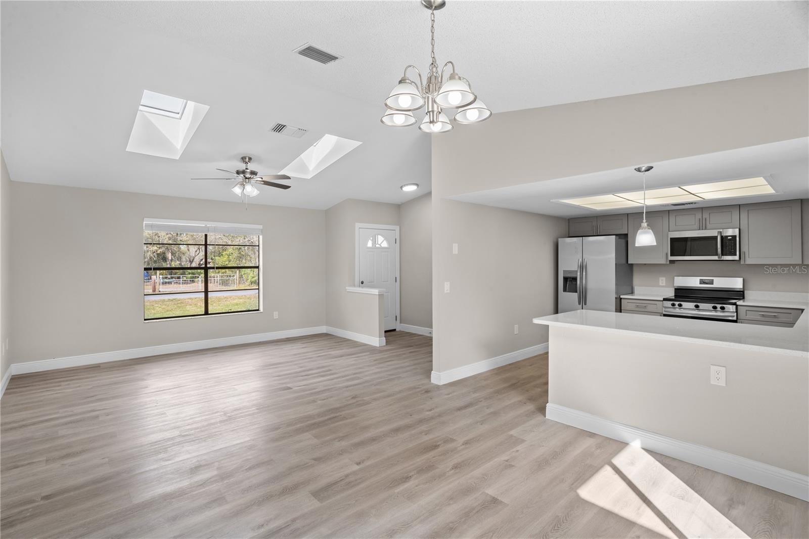 4870 ORIOLE DR