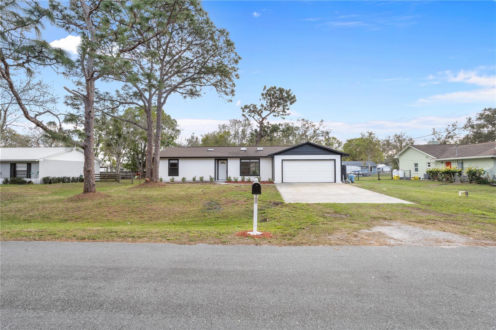 4870 ORIOLE DR