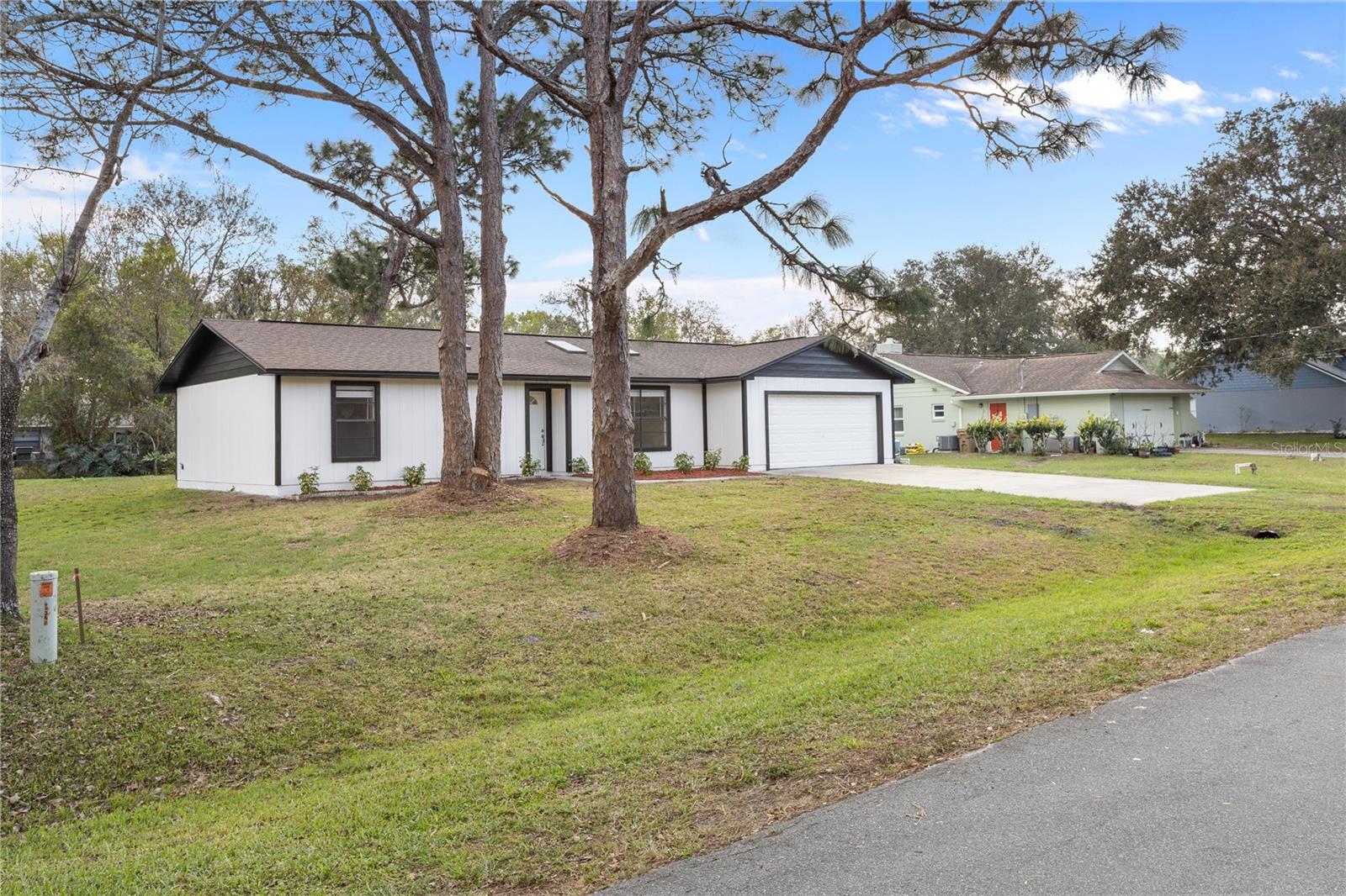 4870 ORIOLE DR
