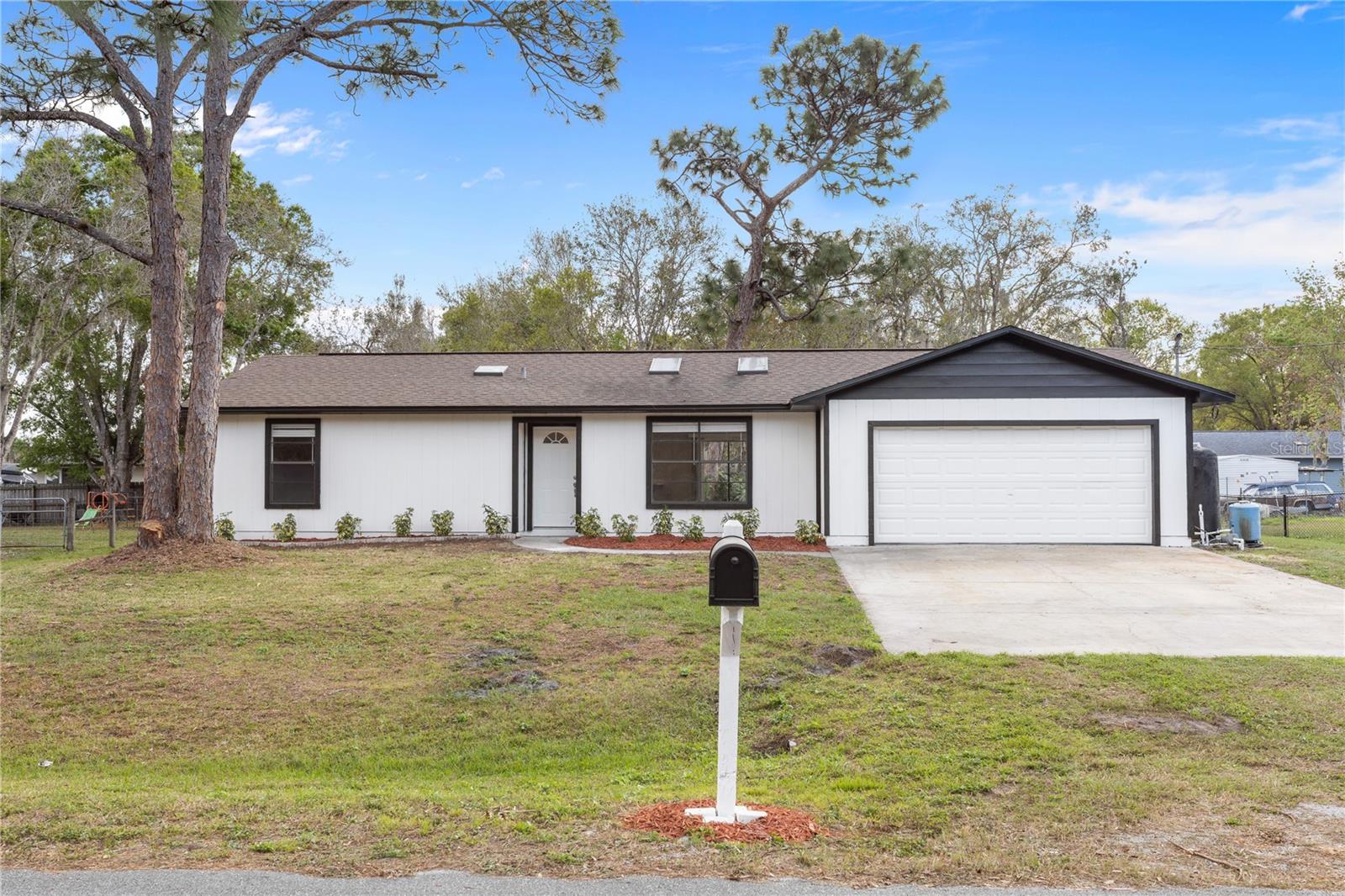 4870 ORIOLE DR