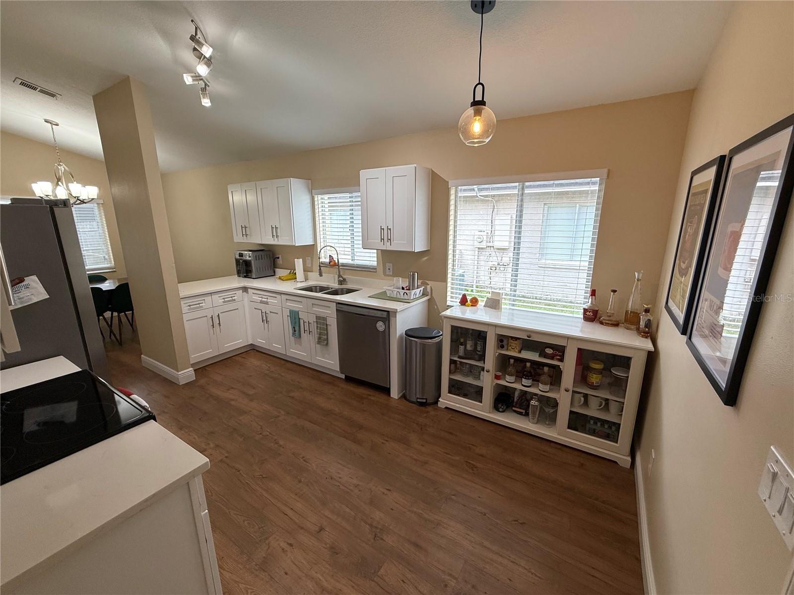 884 HEATHER GLEN CIR