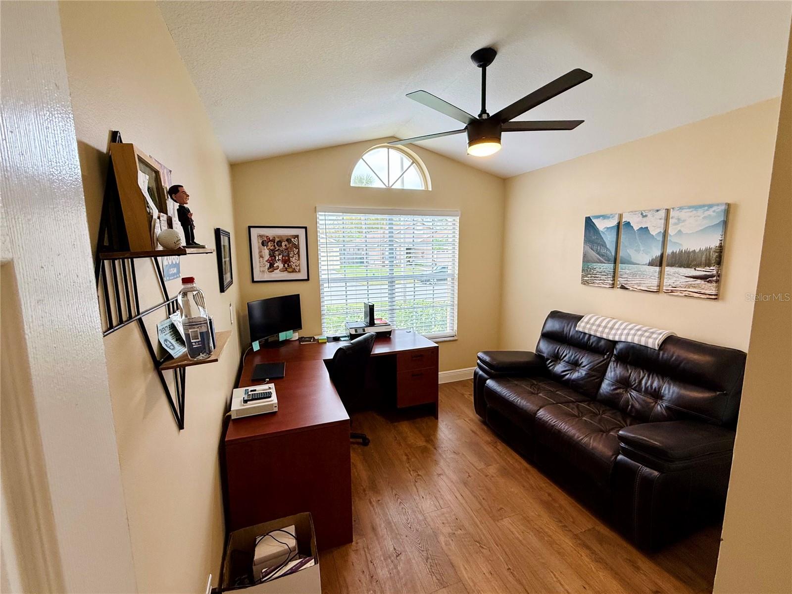 884 HEATHER GLEN CIR