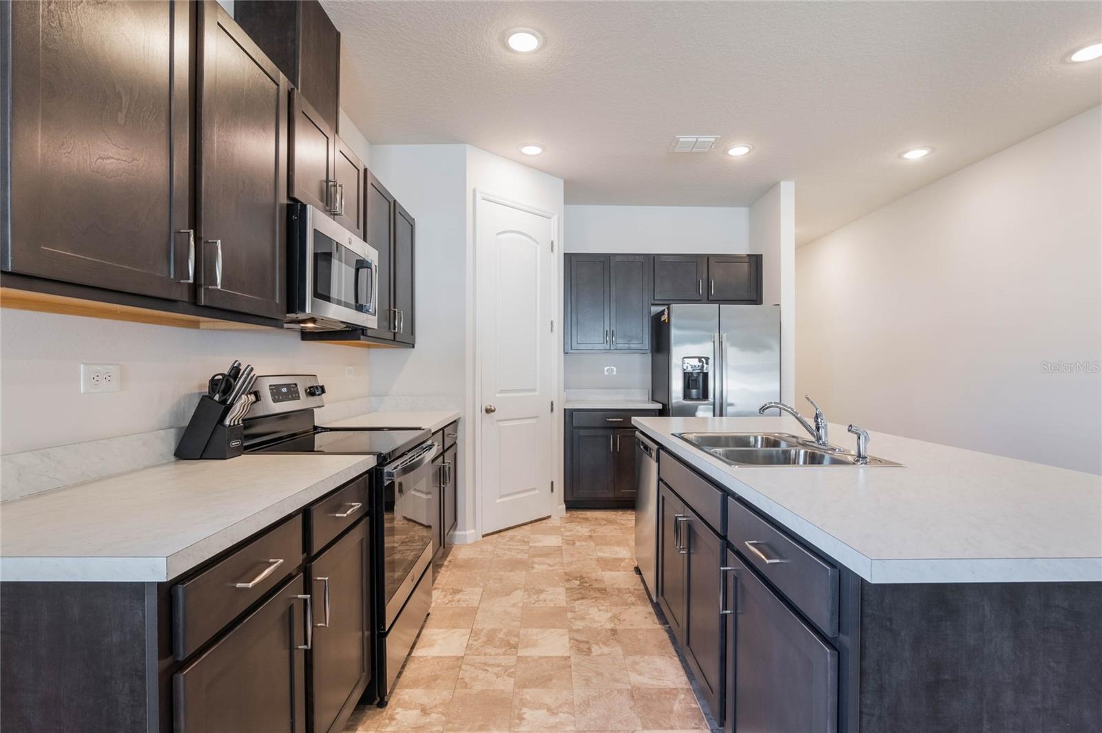 1016 RIVER OTTER WAY