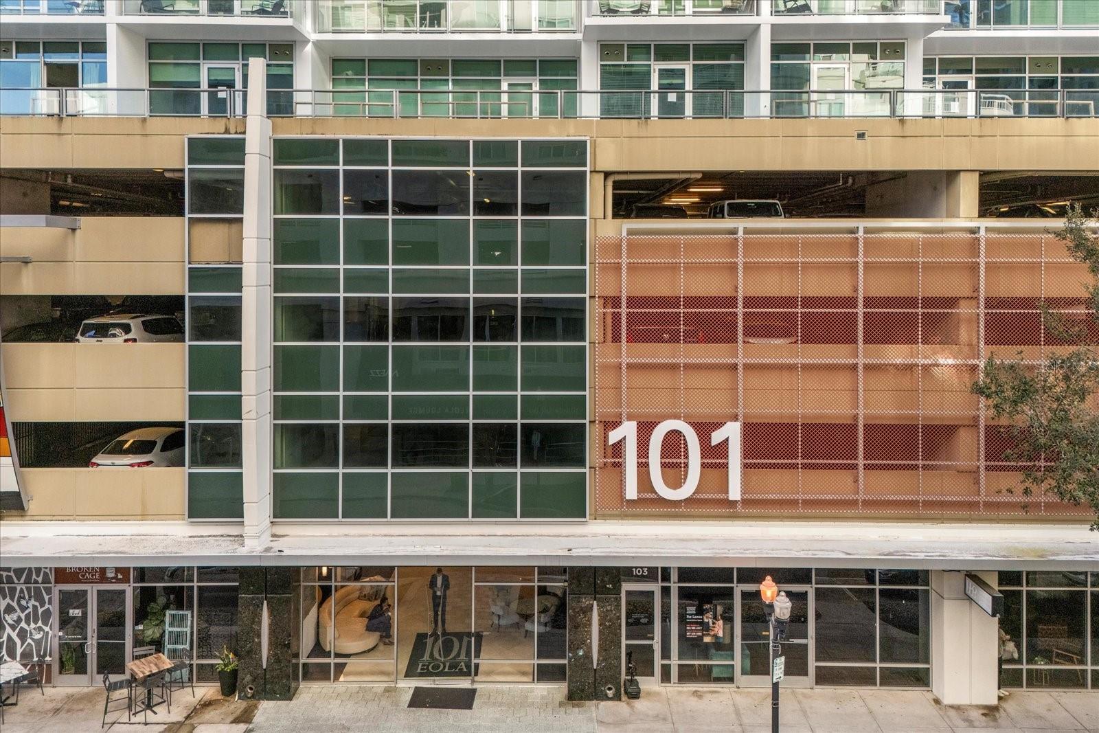 101 S EOLA DR #902