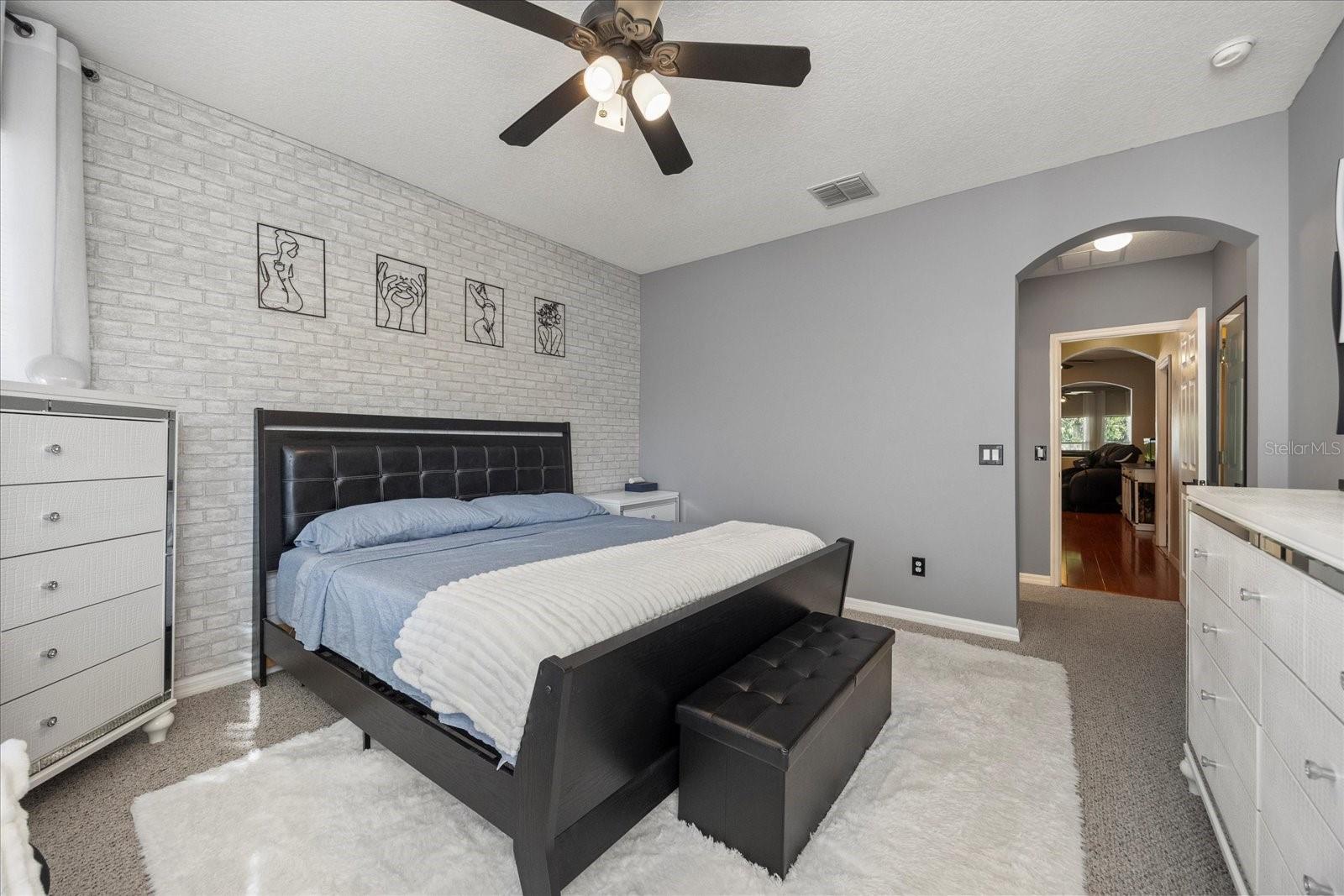 14927 TWINBERRY DR