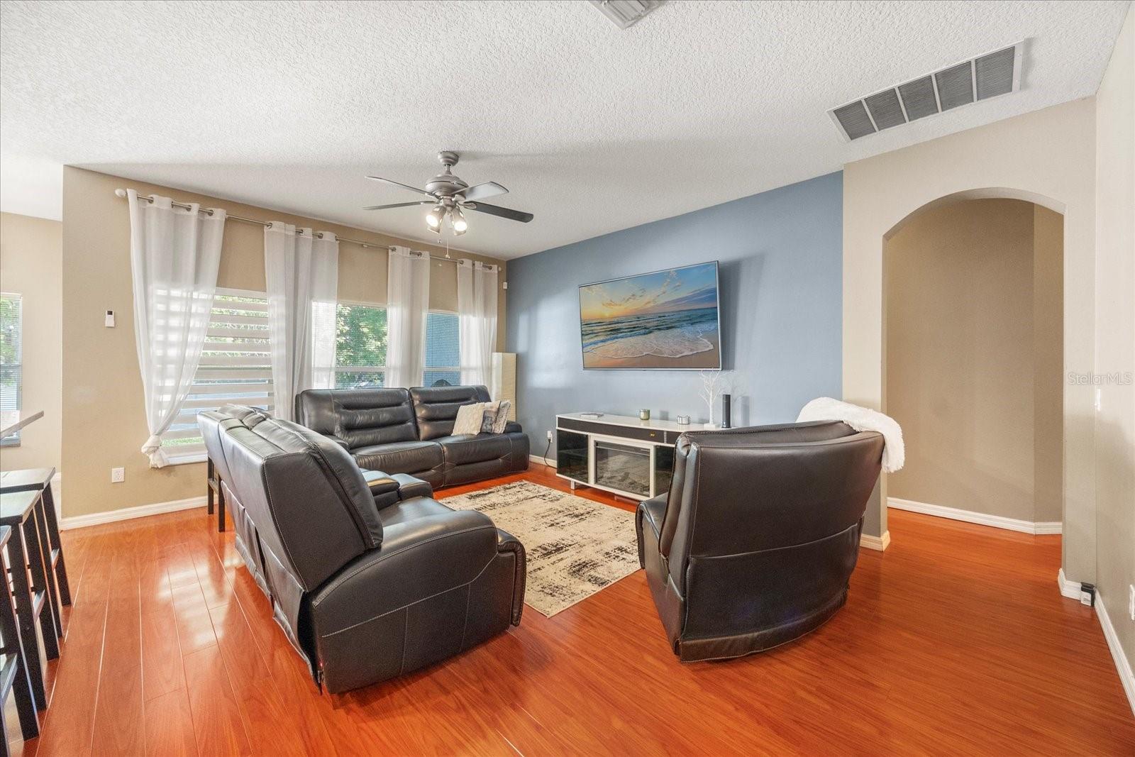 14927 TWINBERRY DR