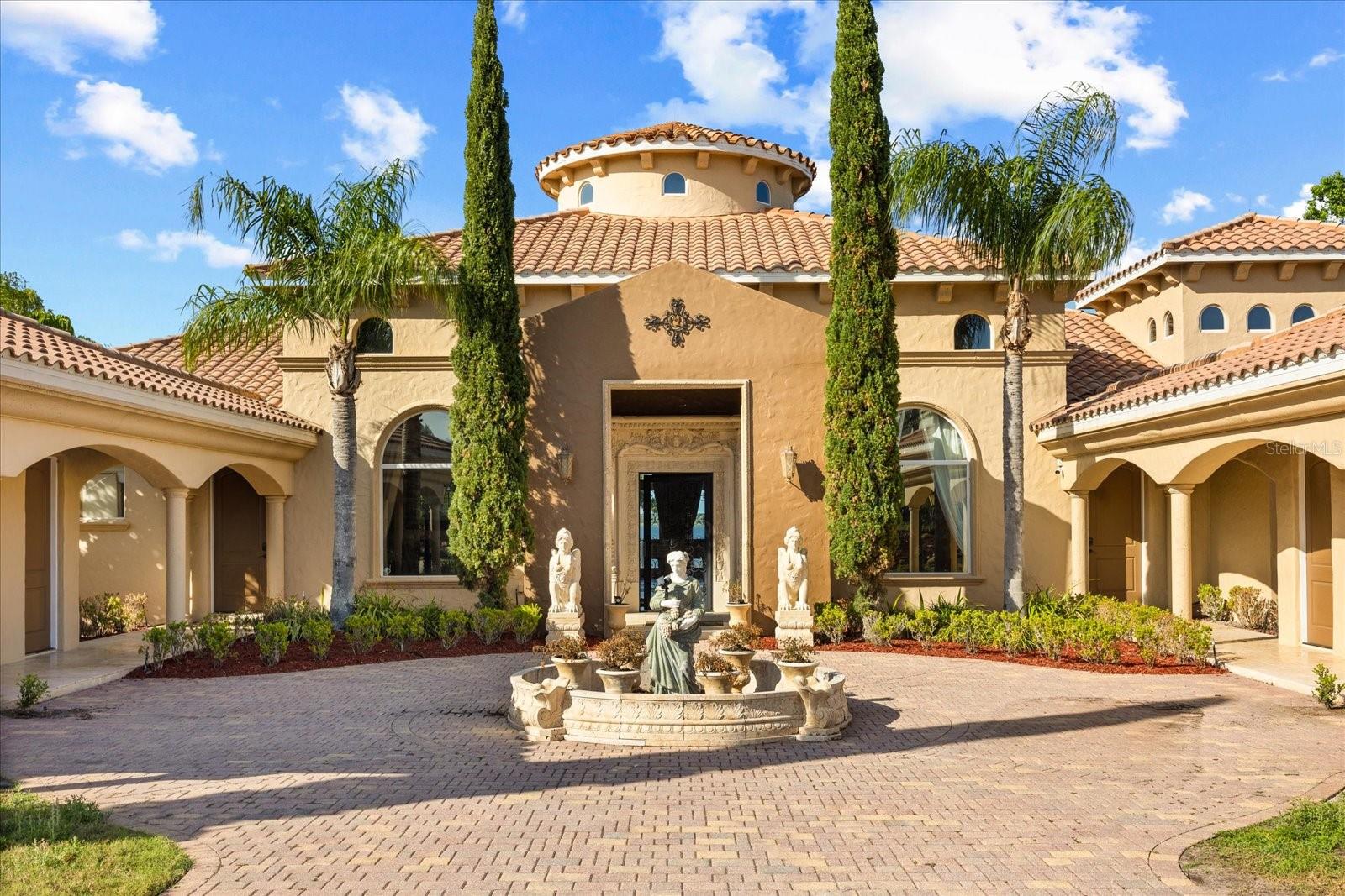 1112 ORANGE AVE