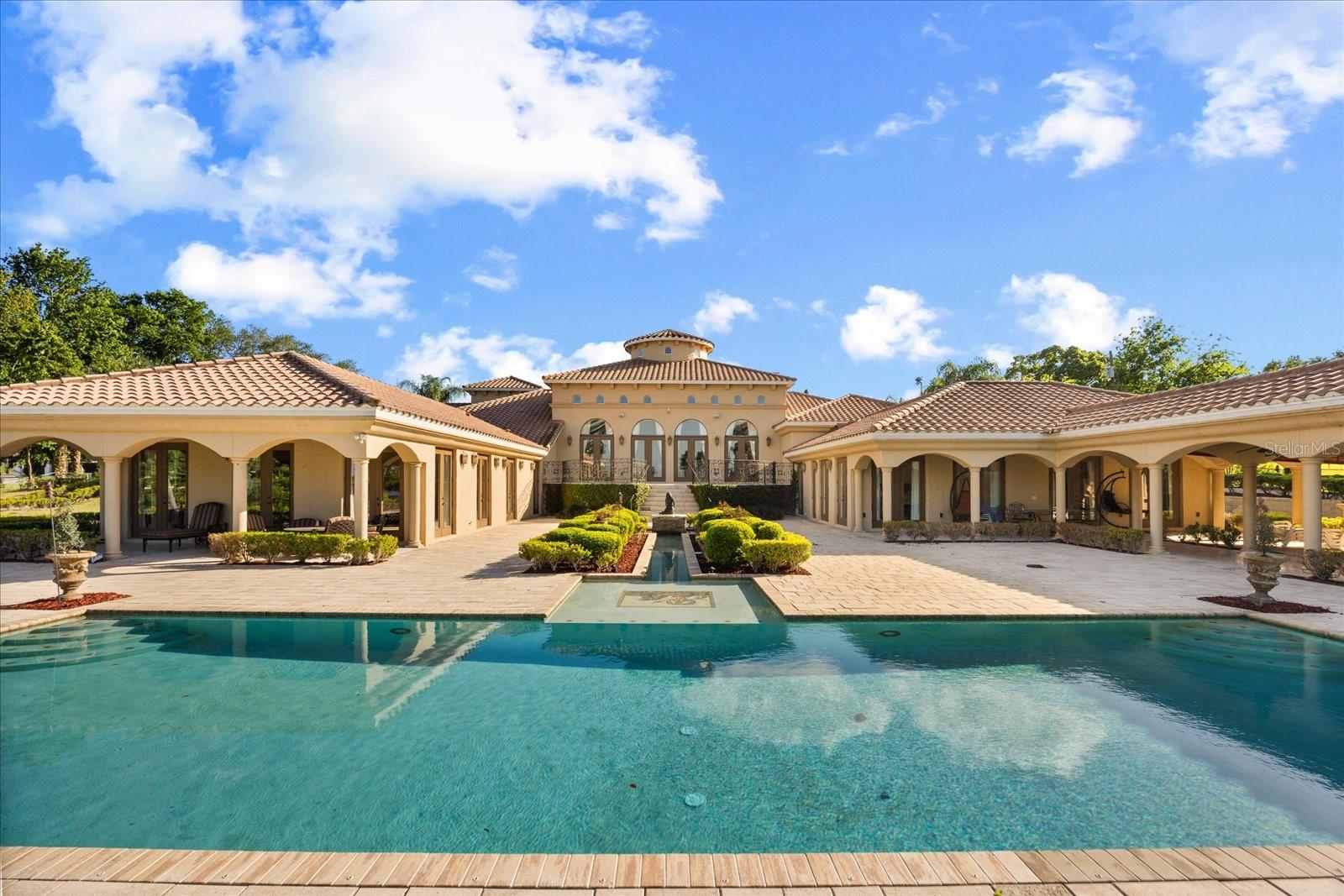 1112 ORANGE AVE