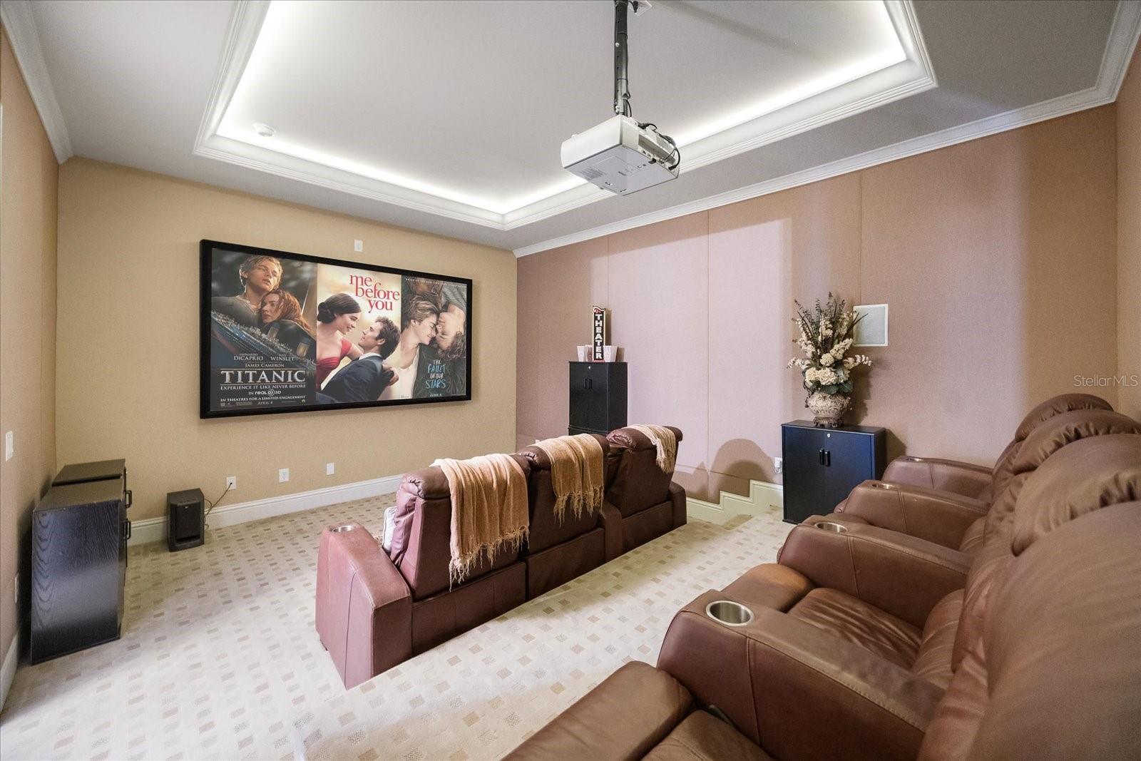 1112 ORANGE AVE
