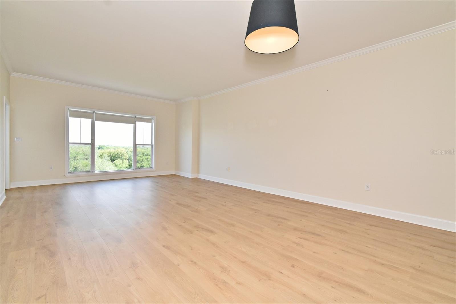 2305 EDGEWATER DR #171