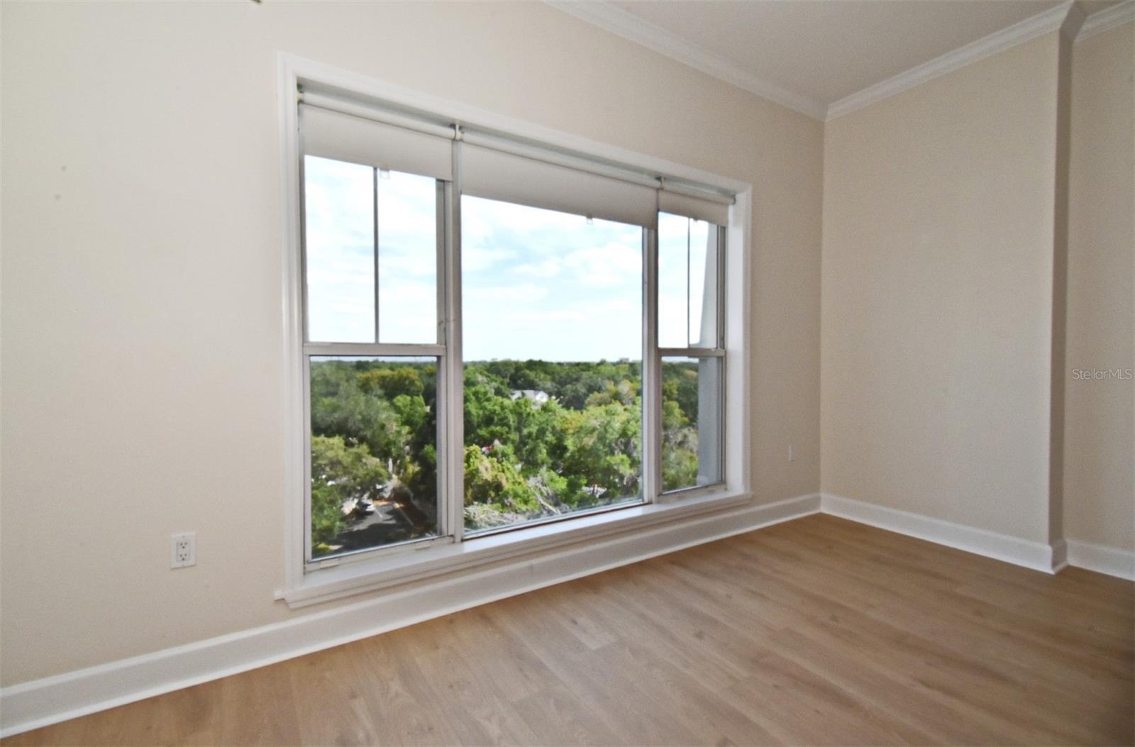 2305 EDGEWATER DR #171