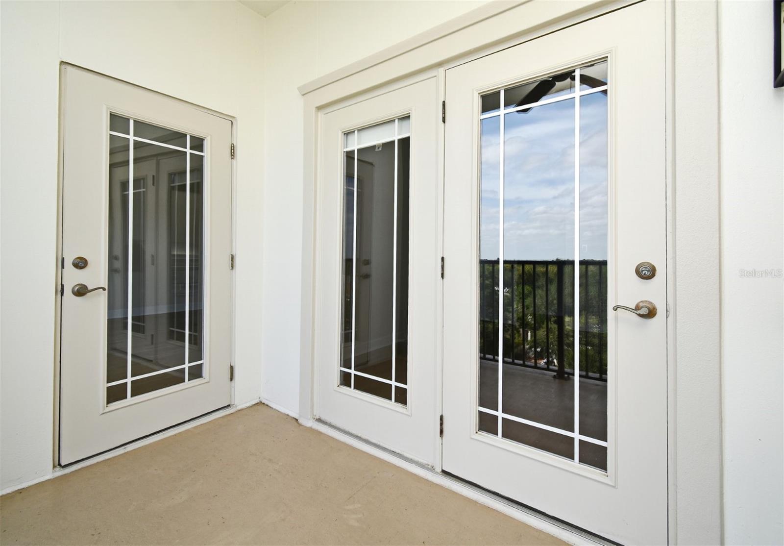 2305 EDGEWATER DR #171