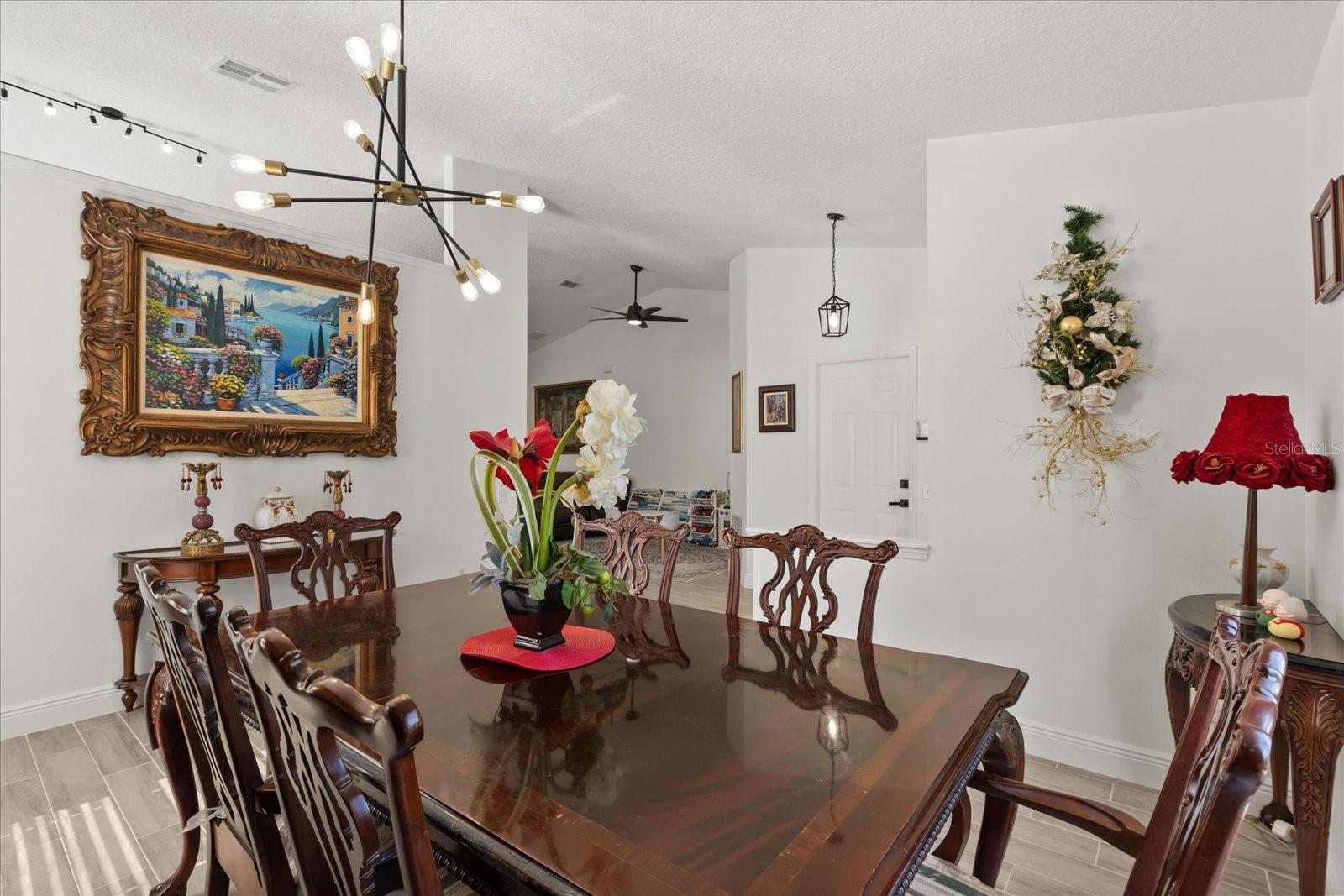 342 HANGING MOSS CIR