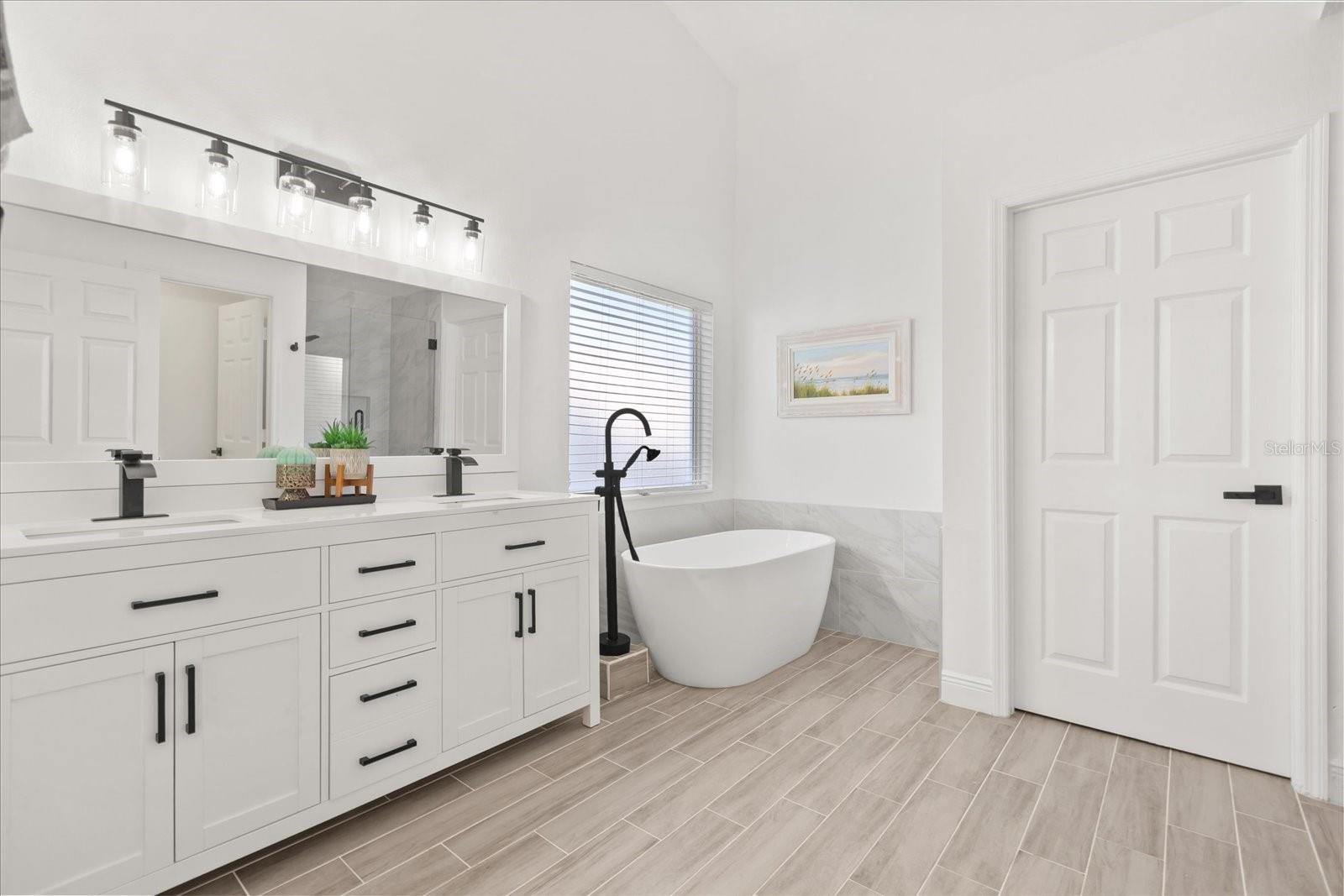 342 HANGING MOSS CIR