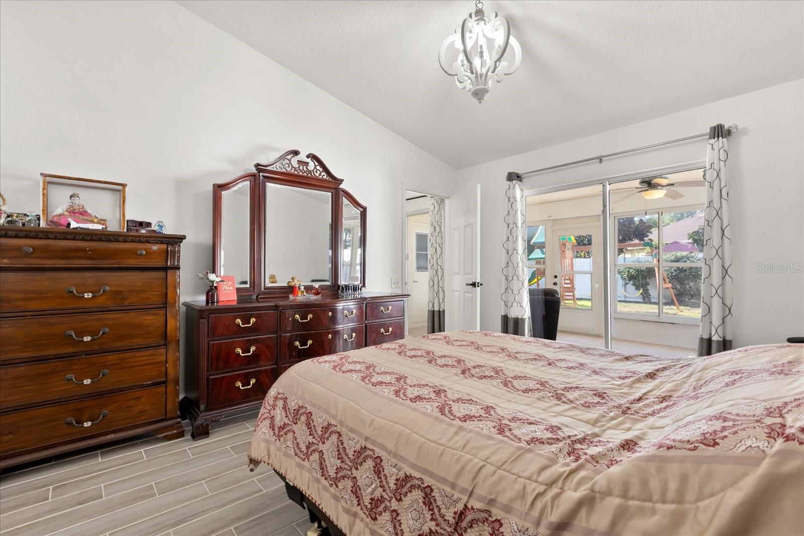 342 HANGING MOSS CIR