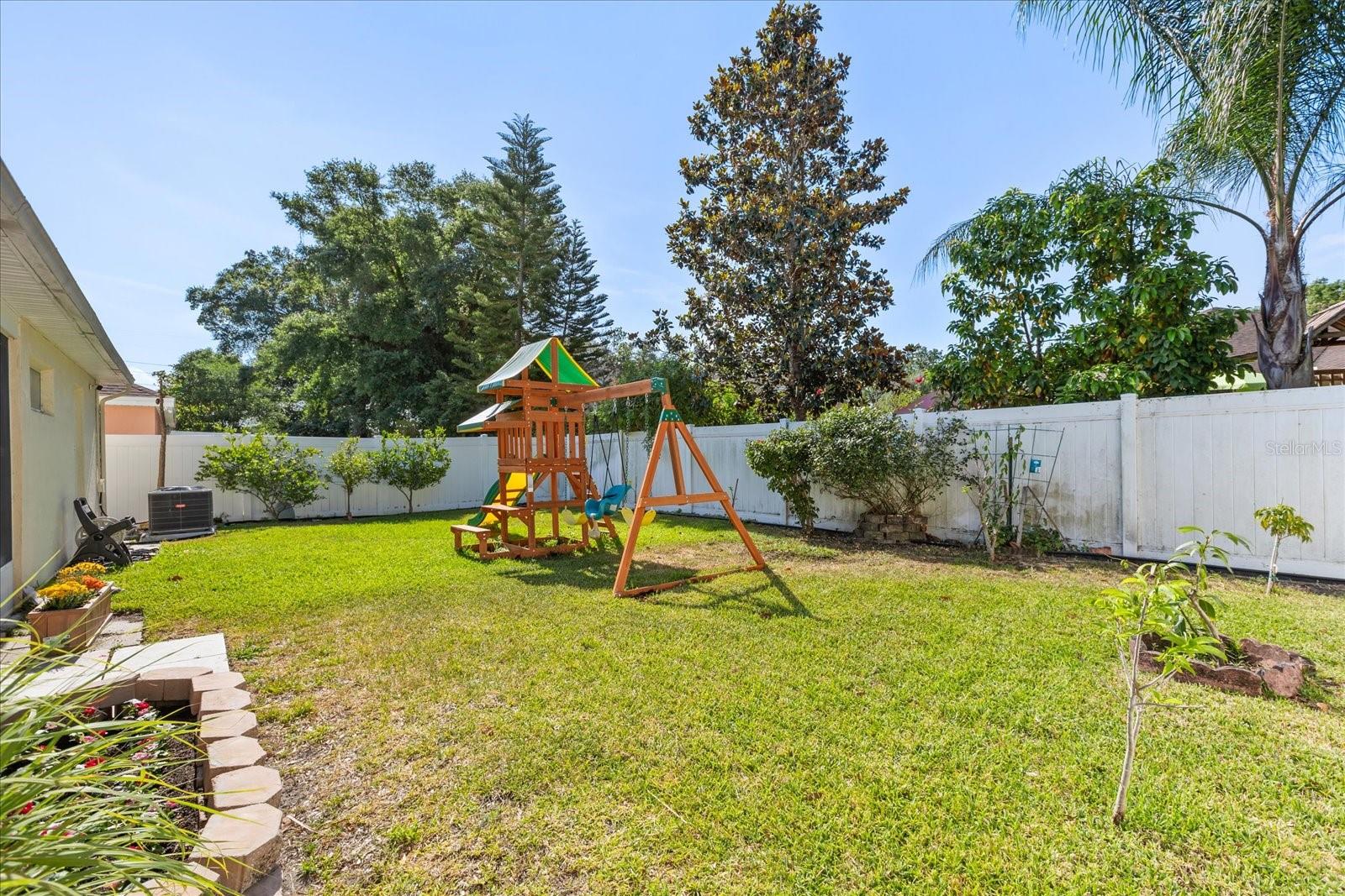 342 HANGING MOSS CIR