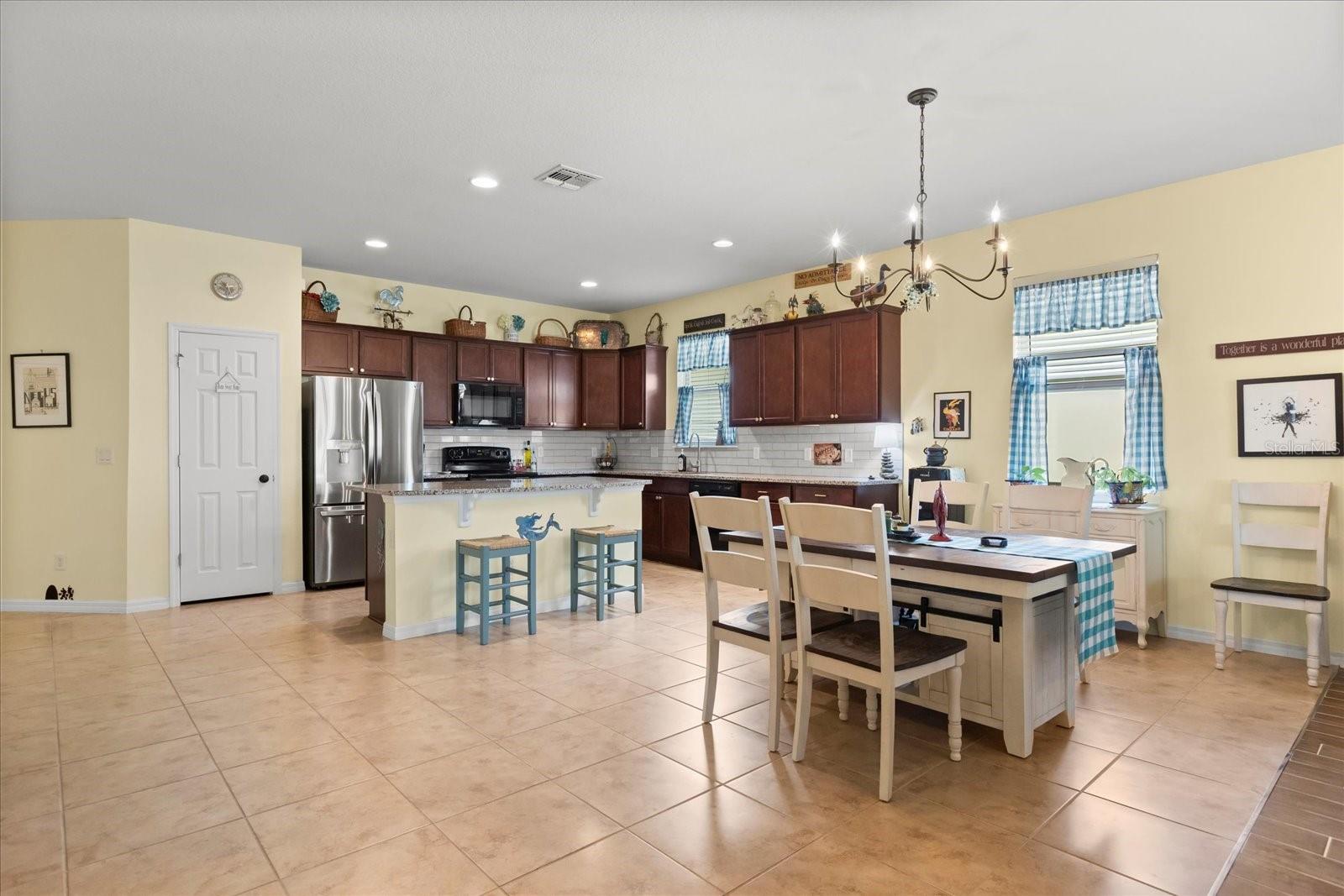 17500 BUTTERFLY PEA CT