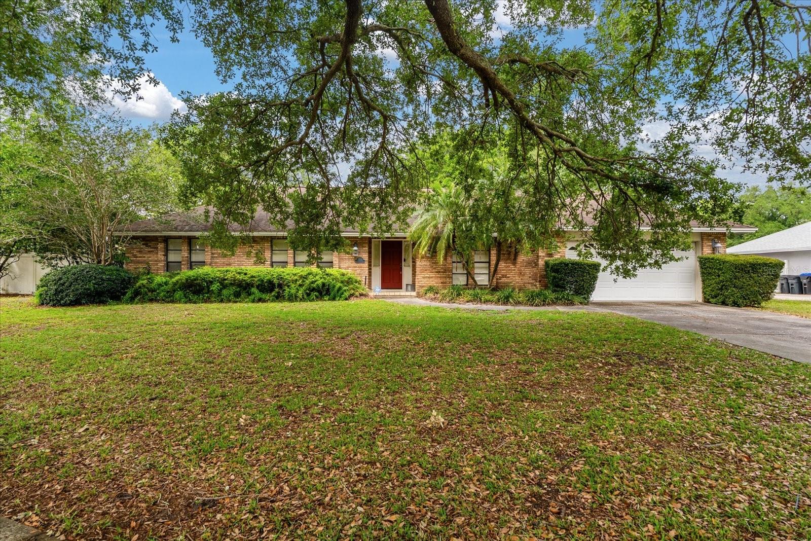 5525 MEADOW PINE CT