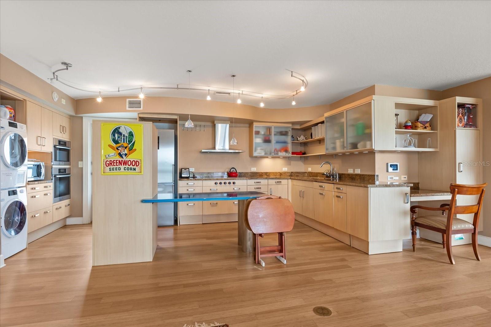 151 N ORLANDO AVE #212