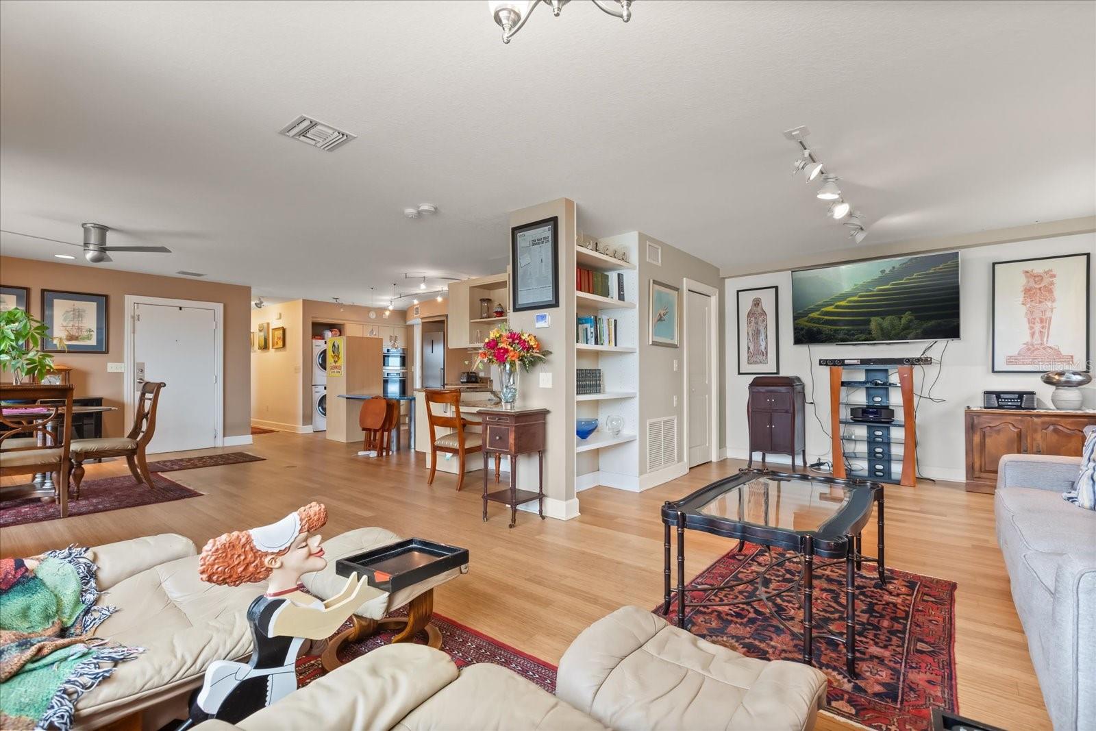 151 N ORLANDO AVE #212