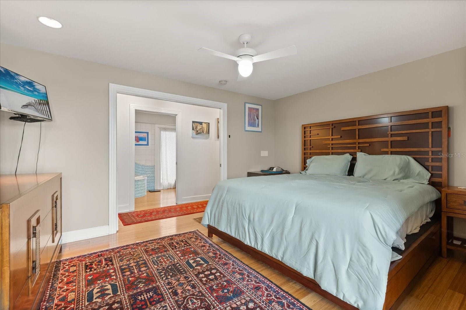 151 N ORLANDO AVE #212