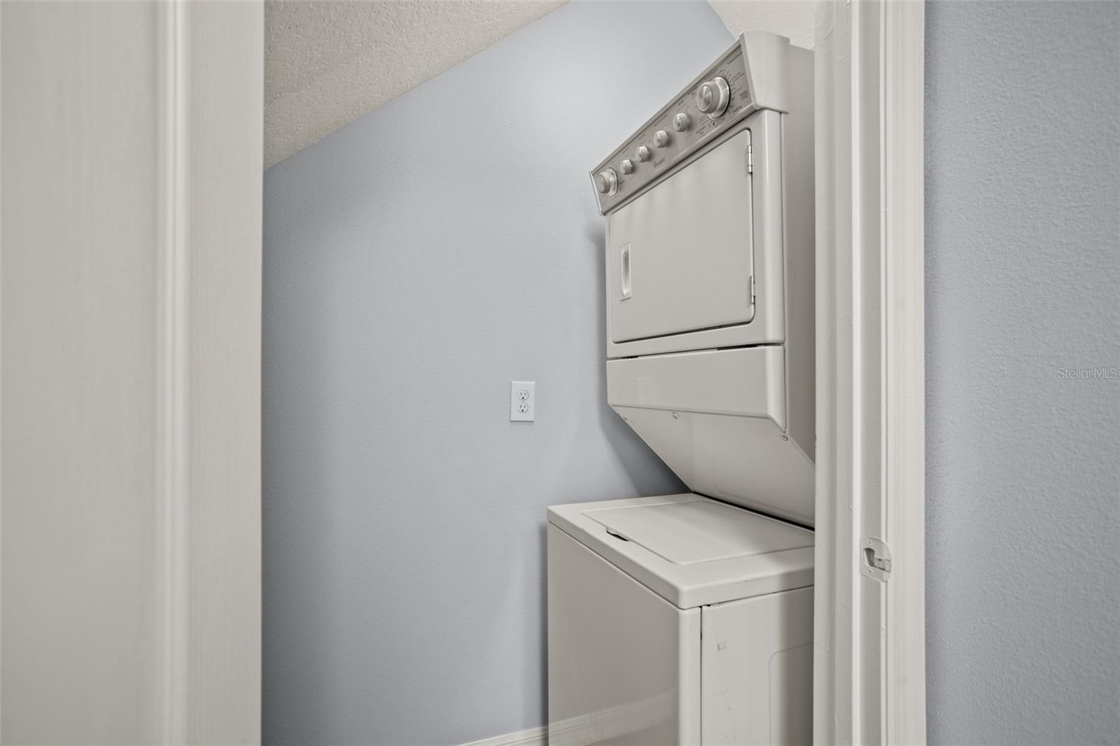 2161 CYPRESS VILLAS DR