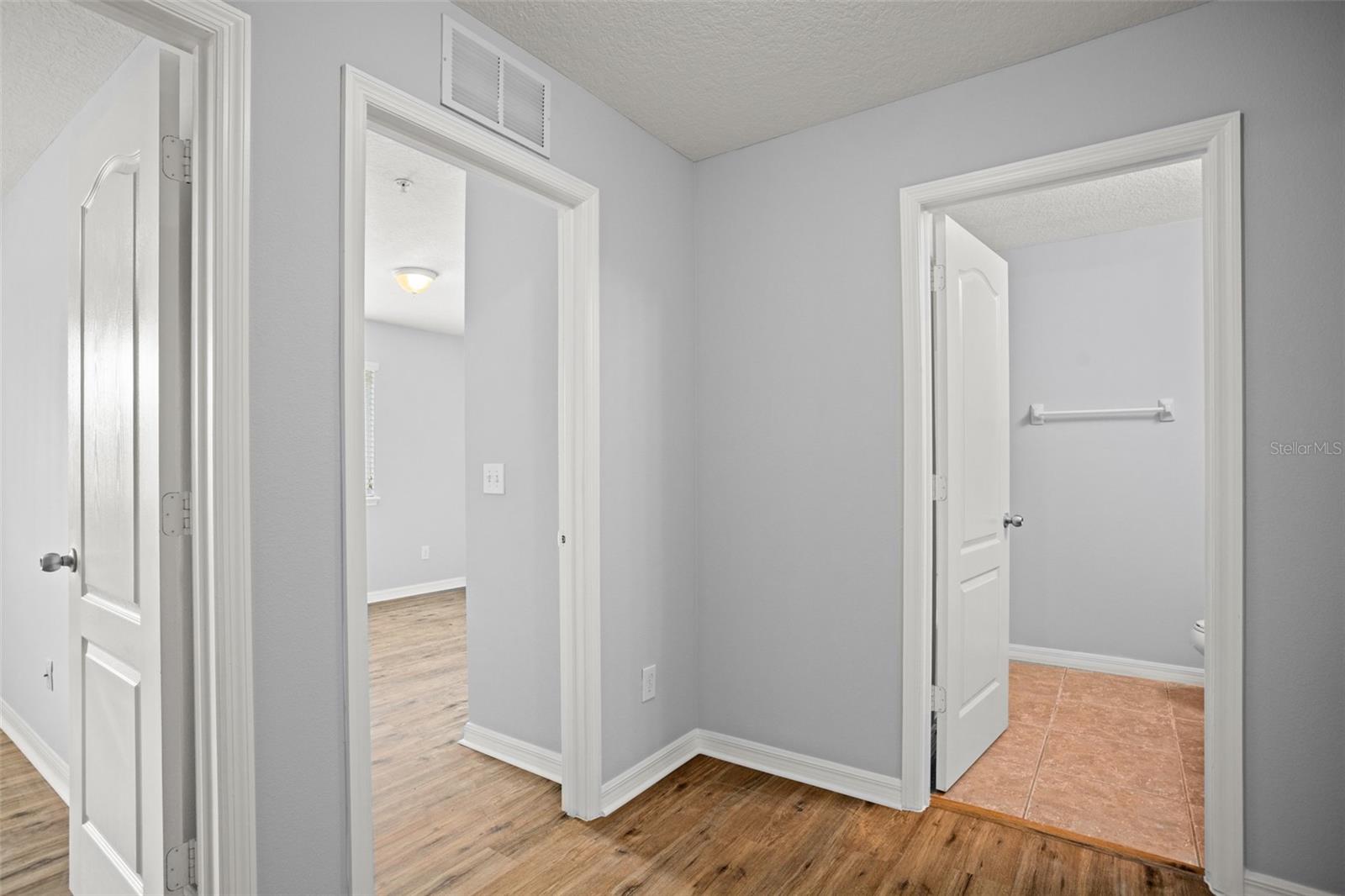 2161 CYPRESS VILLAS DR