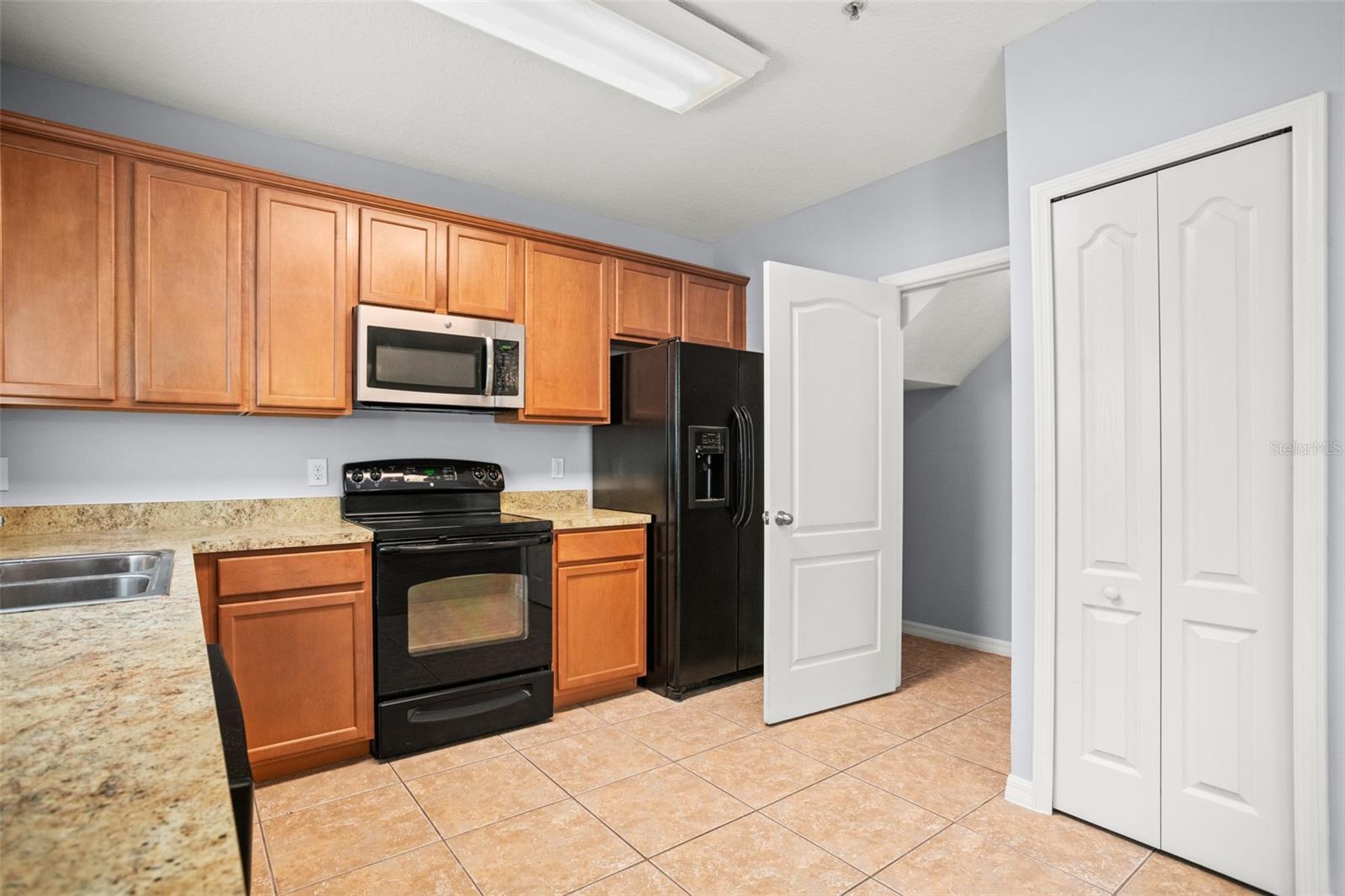 2161 CYPRESS VILLAS DR