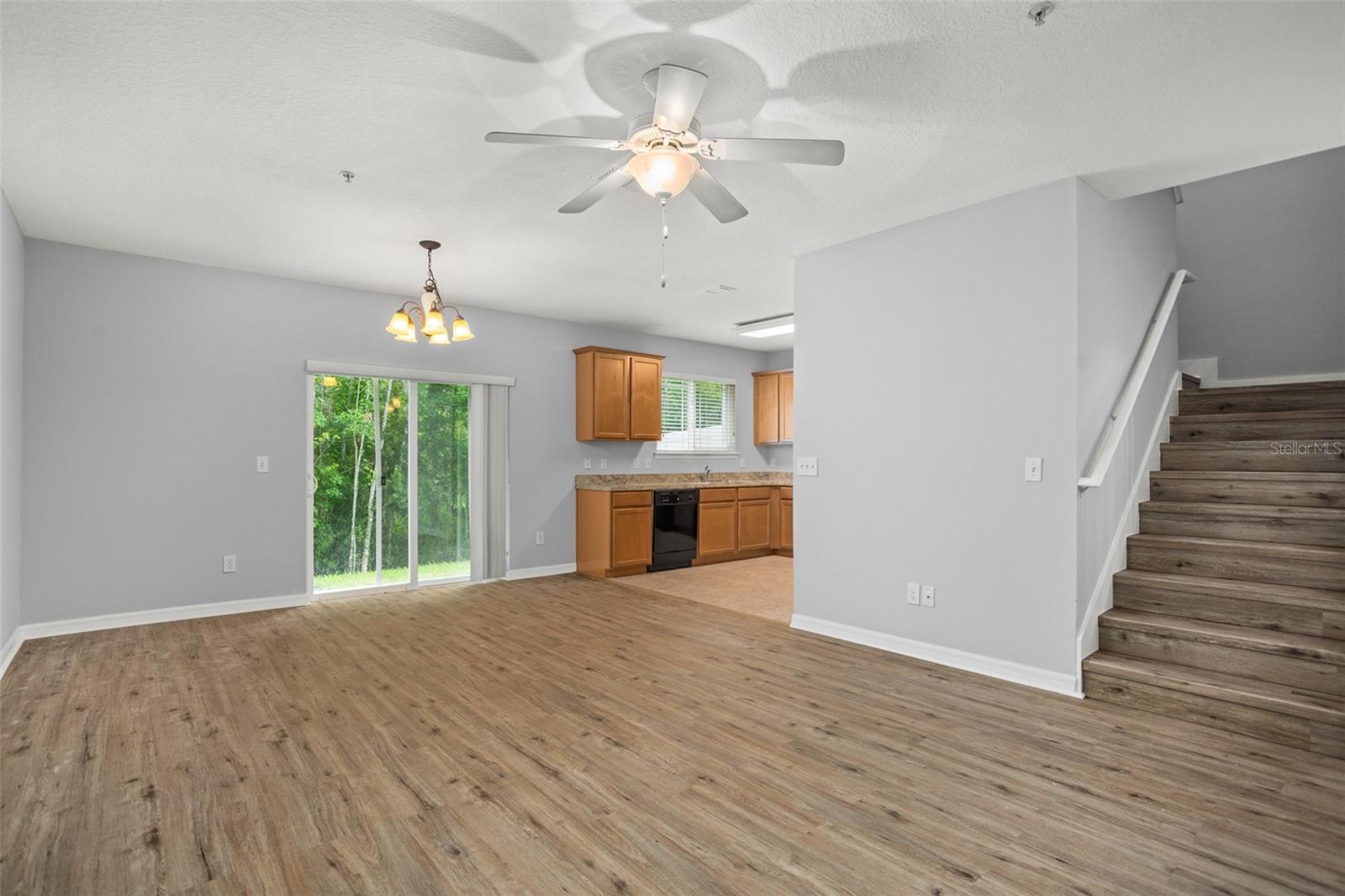 2161 CYPRESS VILLAS DR