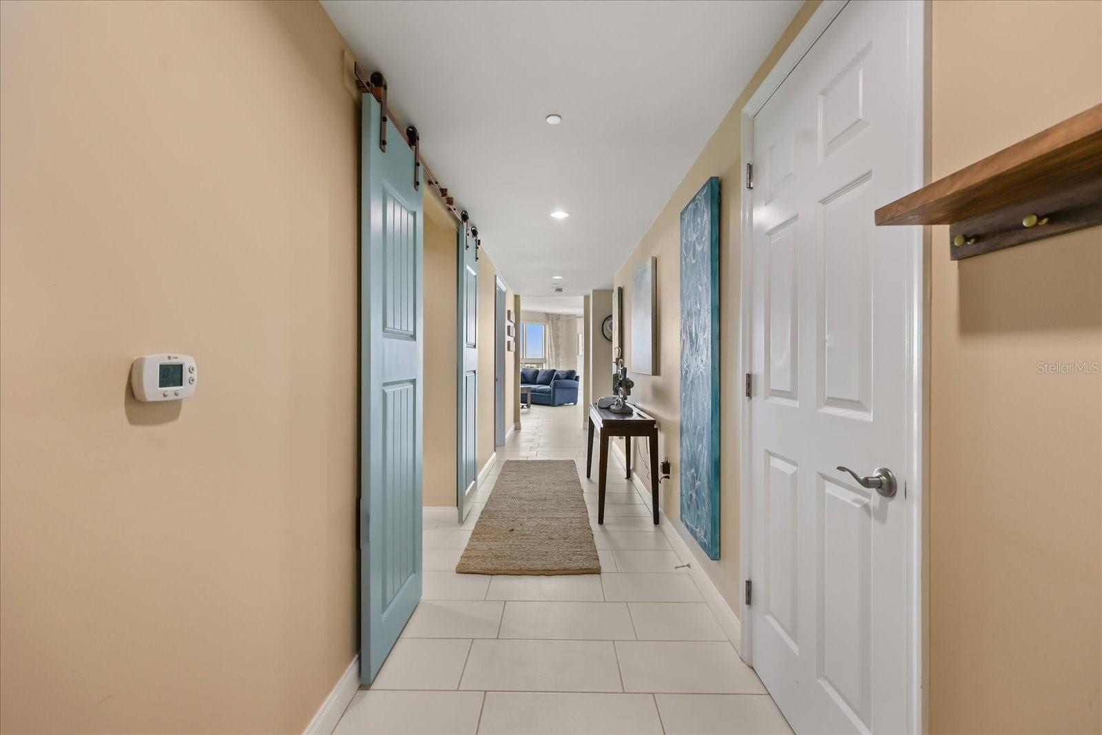 241 RIVERSIDE DR #902