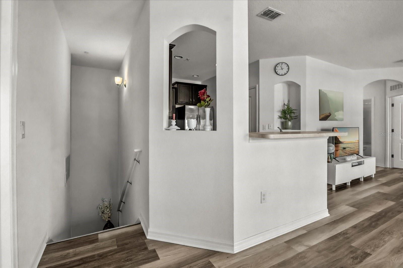 6566 S GOLDENROD RD #82A