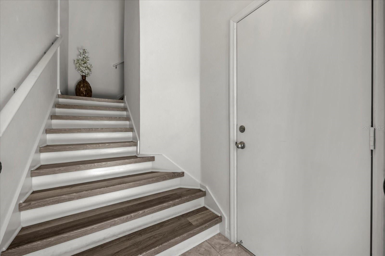 6566 S GOLDENROD RD #82A