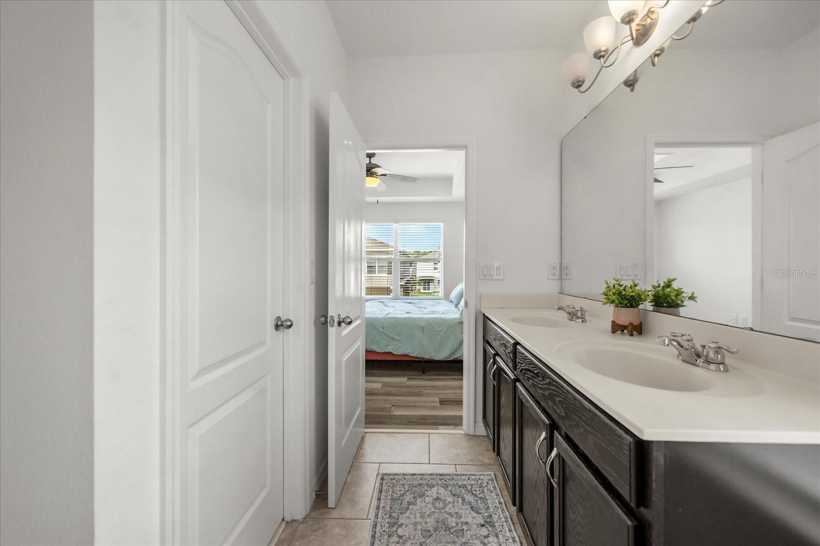 6566 S GOLDENROD RD #82A