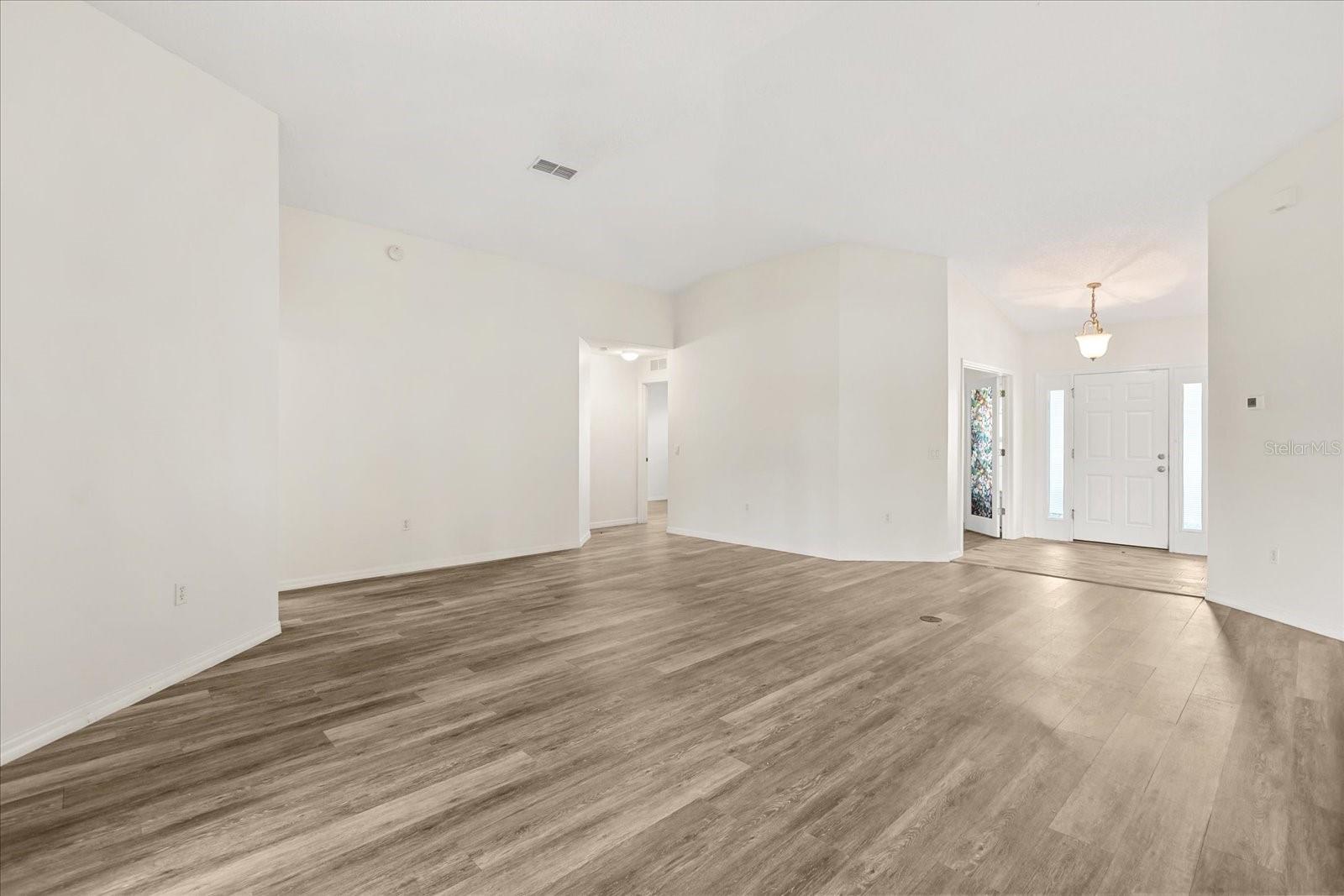 410 CENTRAL MARINERS DR