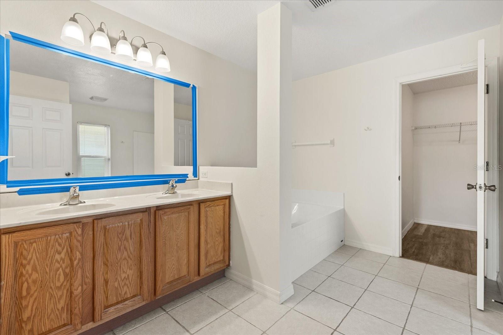 410 CENTRAL MARINERS DR