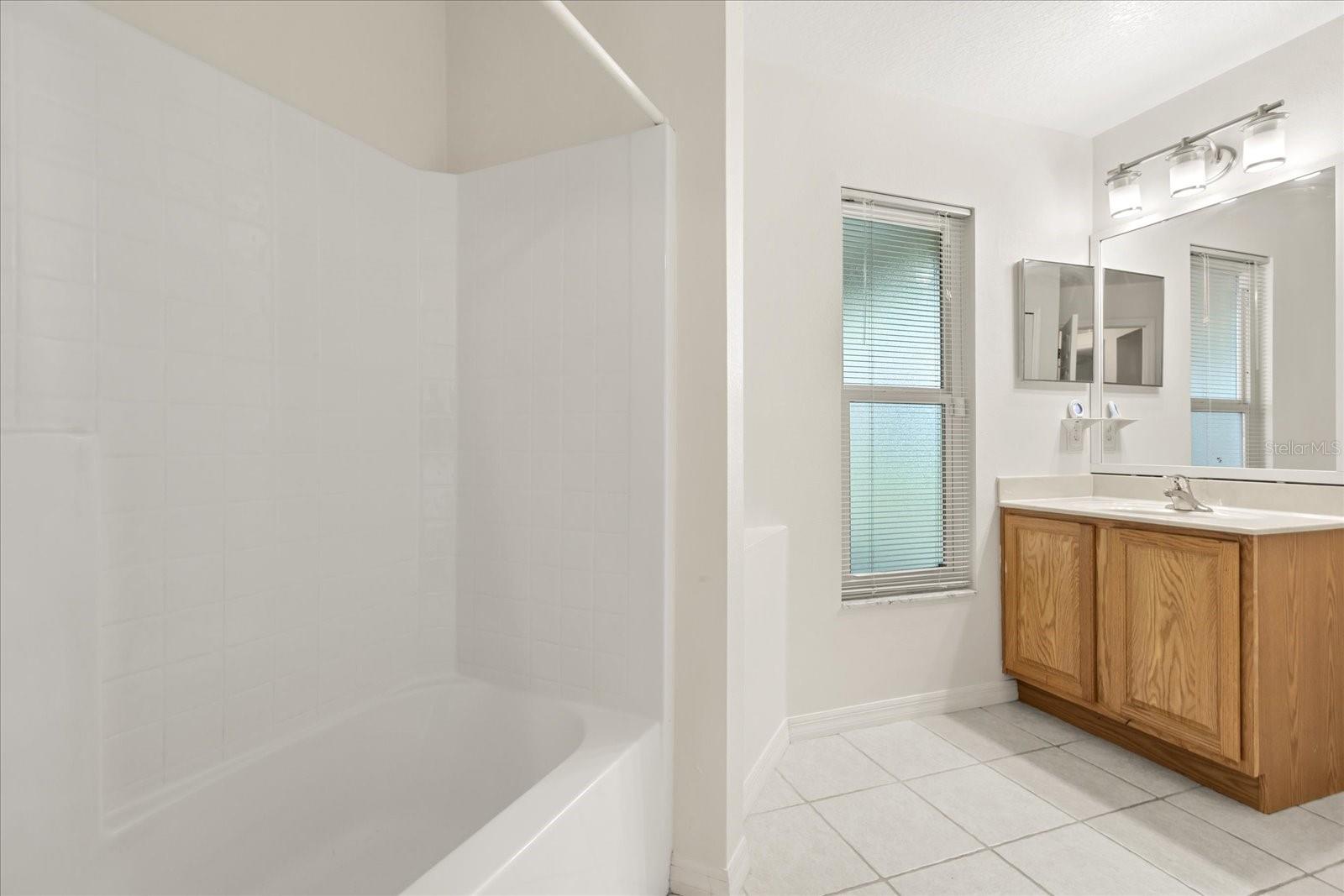 410 CENTRAL MARINERS DR