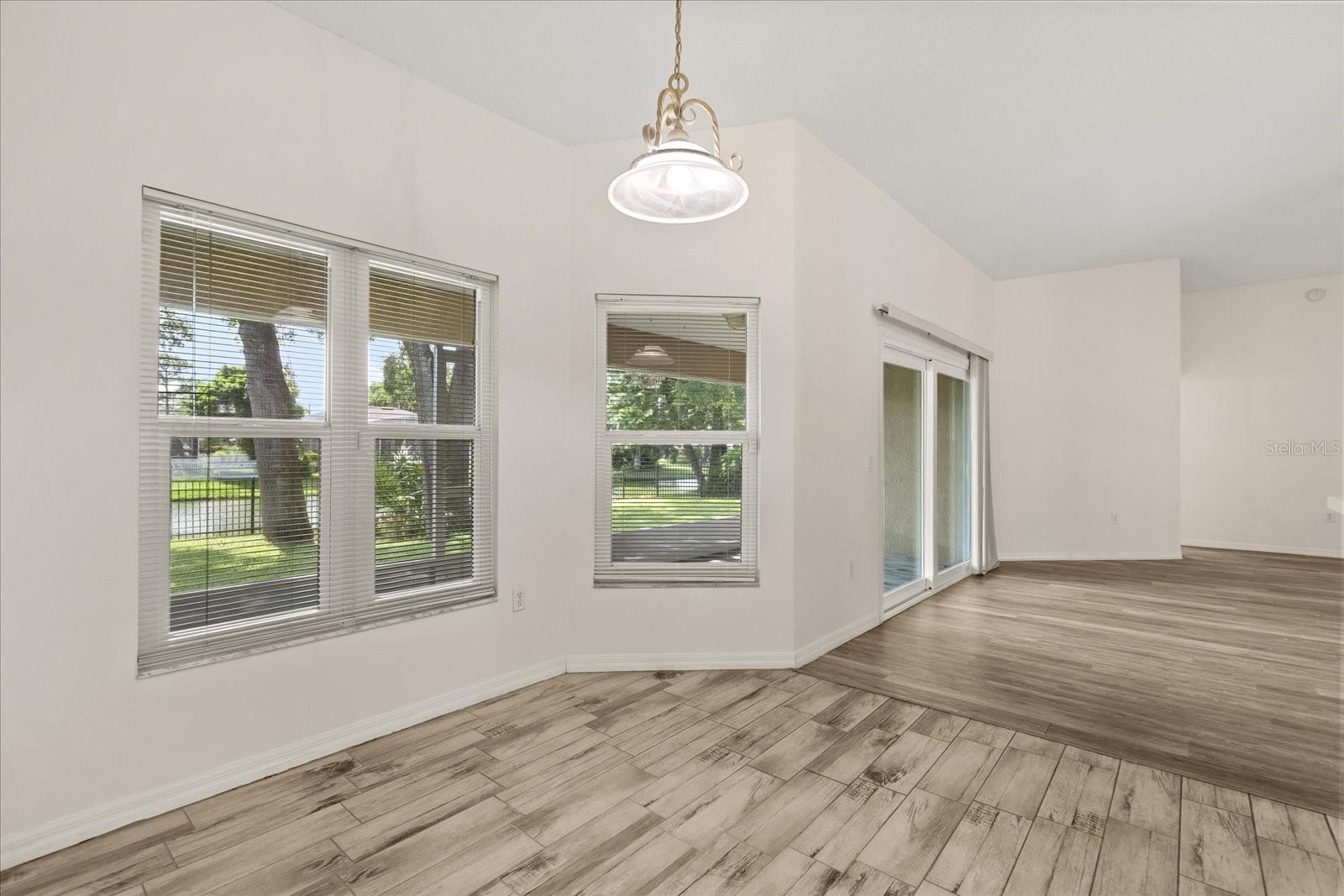 410 CENTRAL MARINERS DR