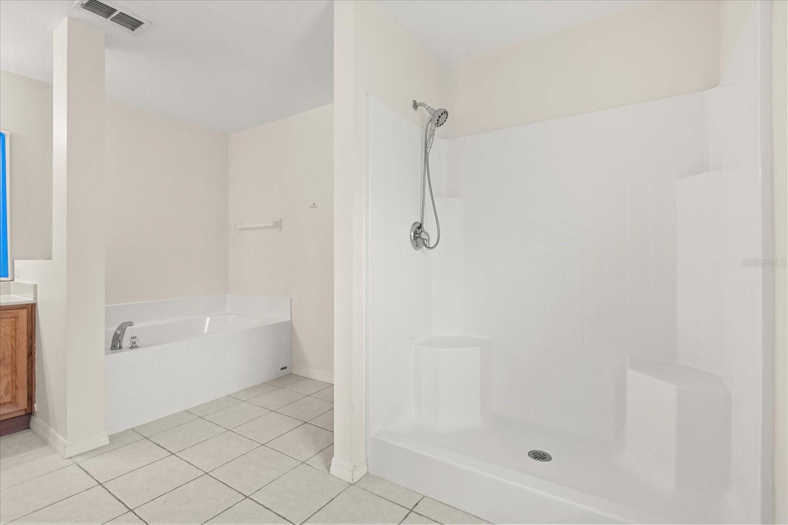 410 CENTRAL MARINERS DR