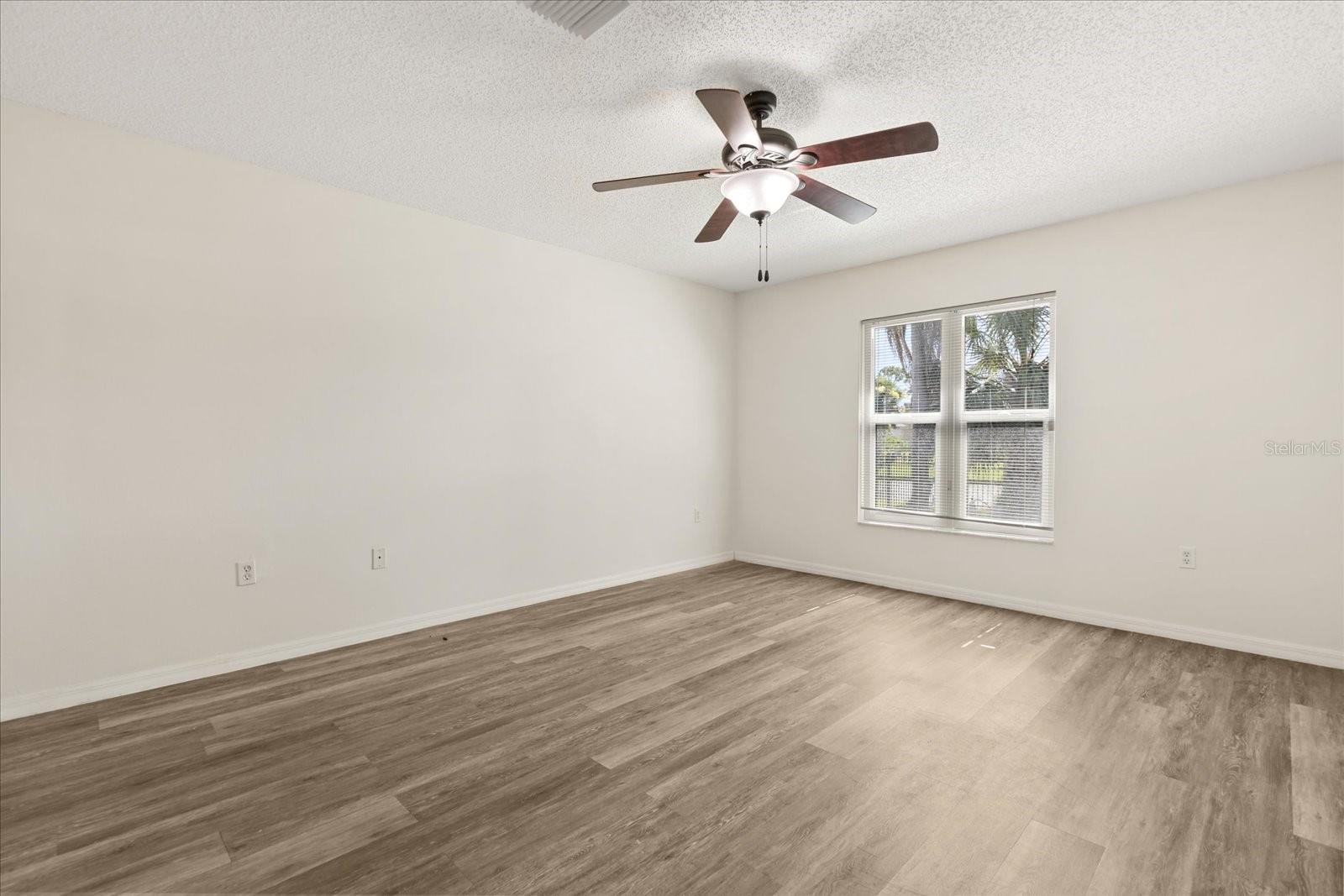 410 CENTRAL MARINERS DR