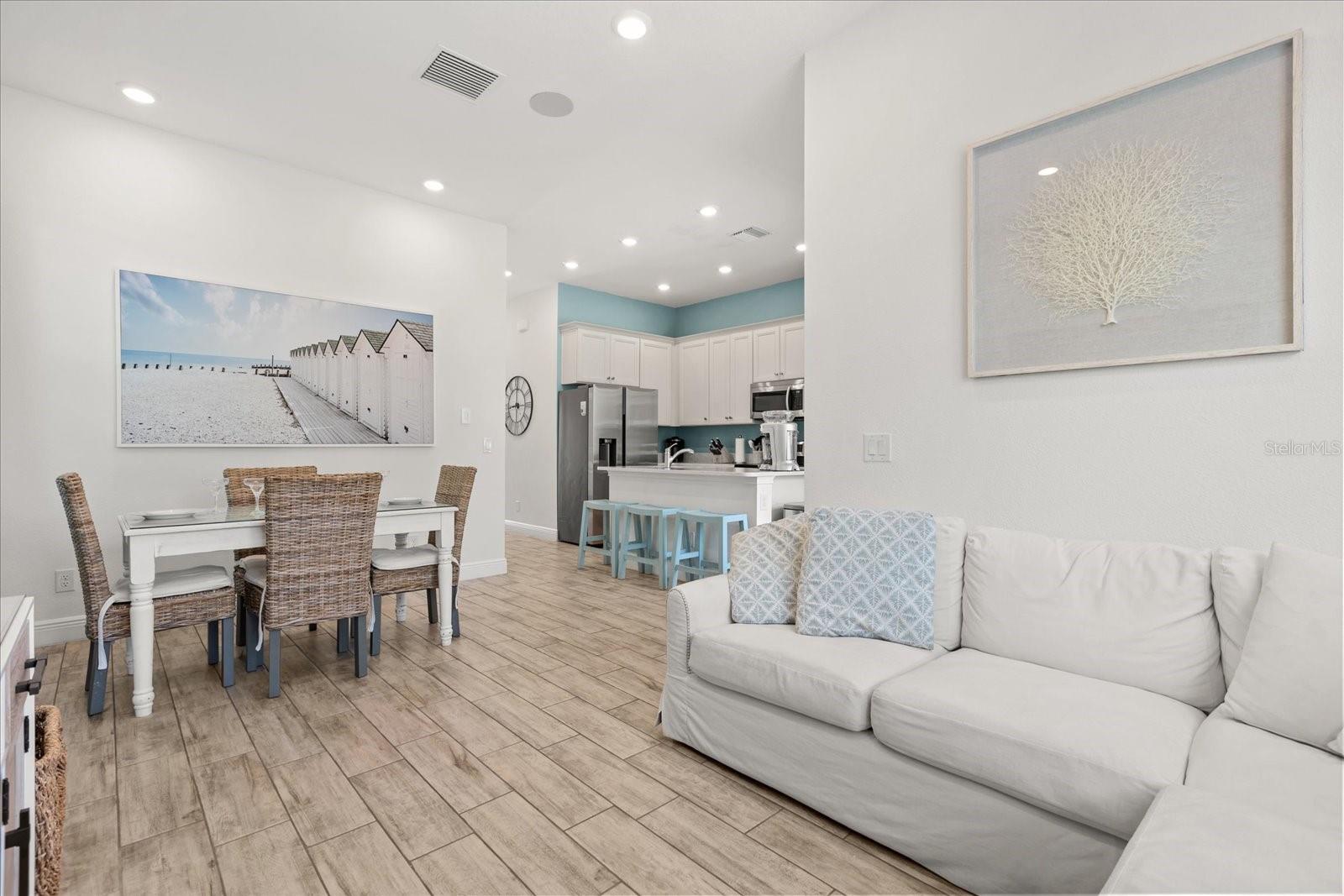 8017 SANDY TOES WAY