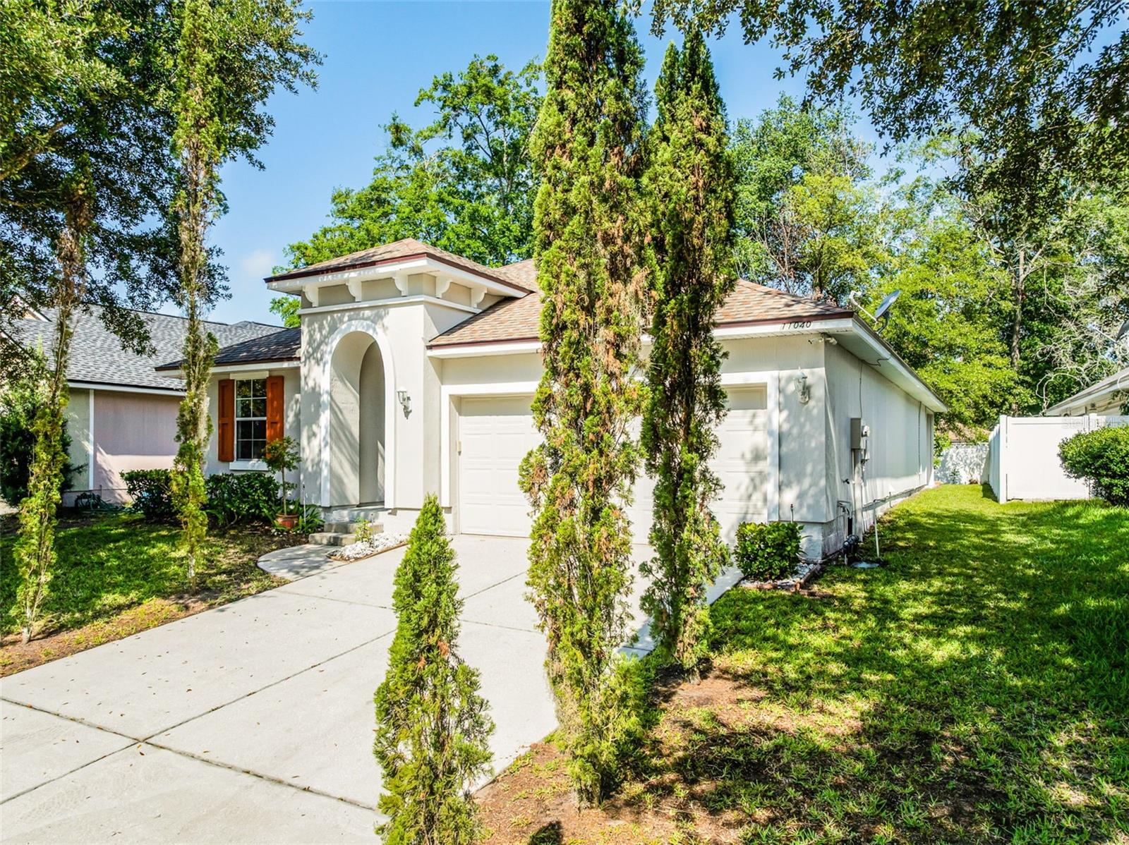 11040 CAMPUS HEIGHTS LN