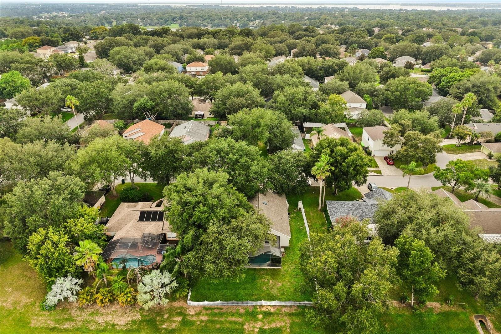 1011 VASSAR DR