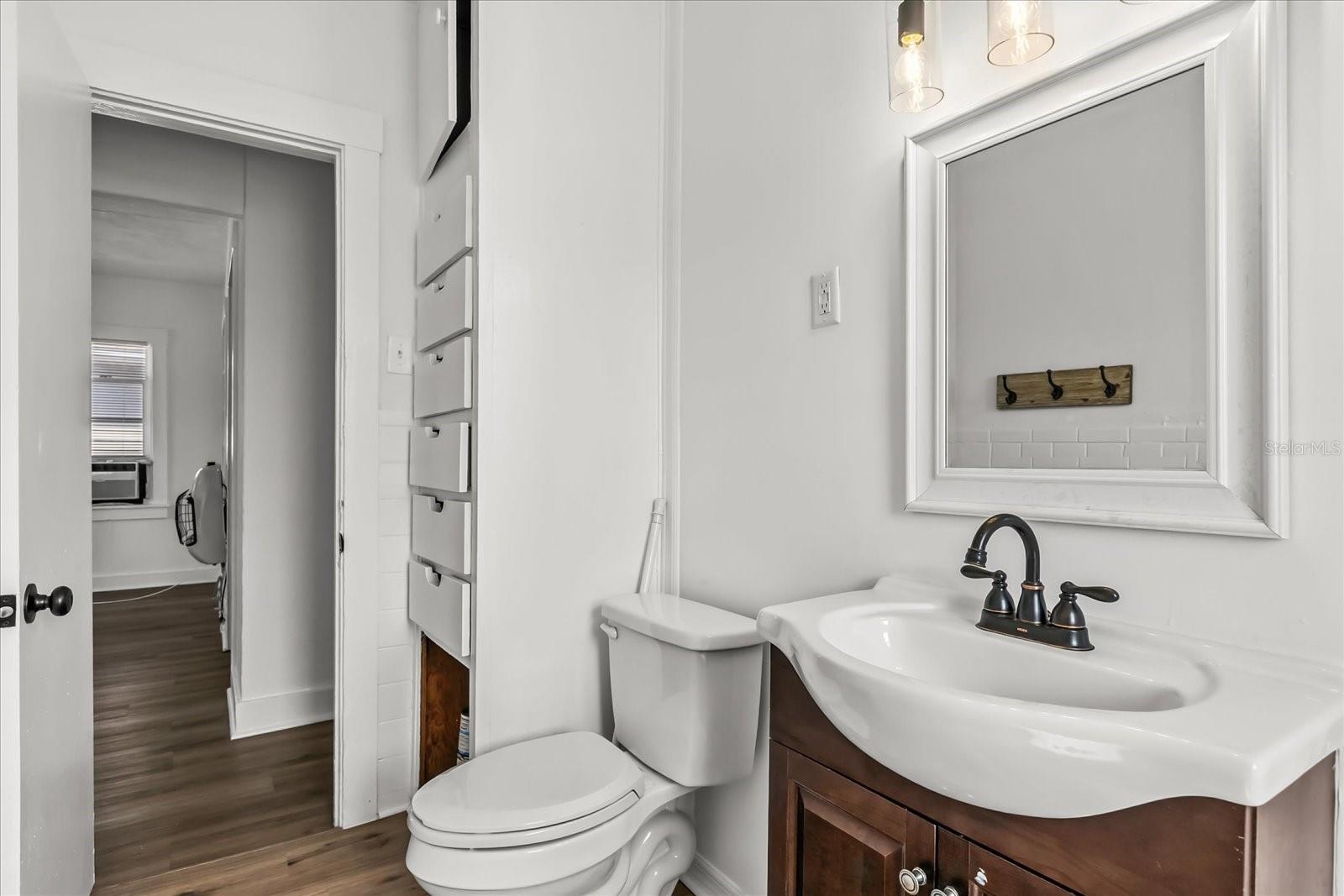 604 BRADDOCK AVE #2
