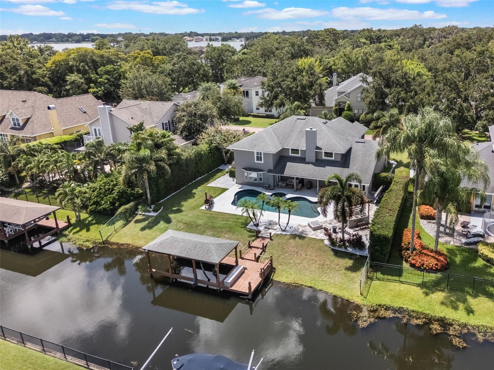 437 HARBOUR OAKS POINTE DR